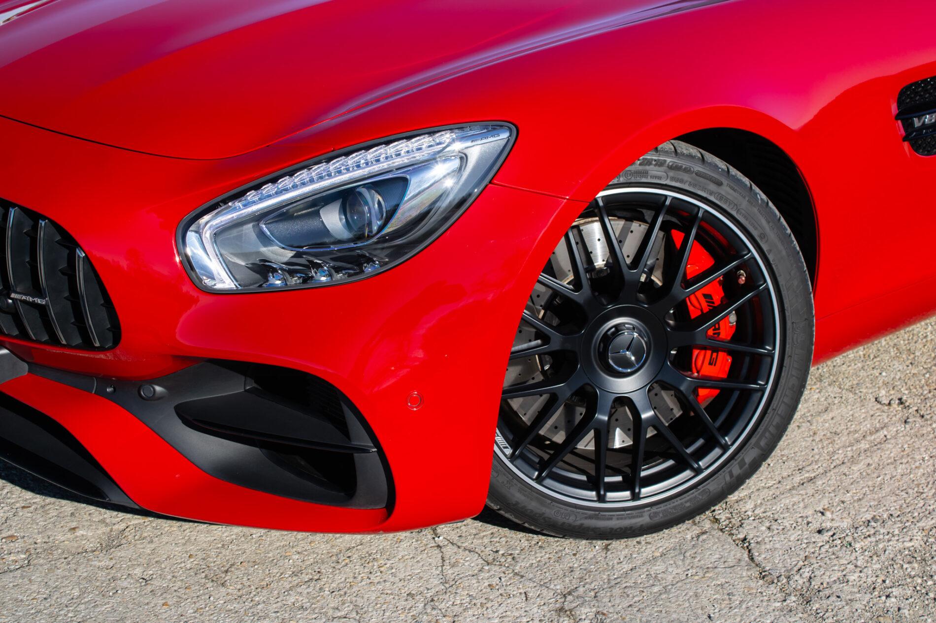 2018 Mercedes-Benz AMG GT S, červená kupé, 38 050 km