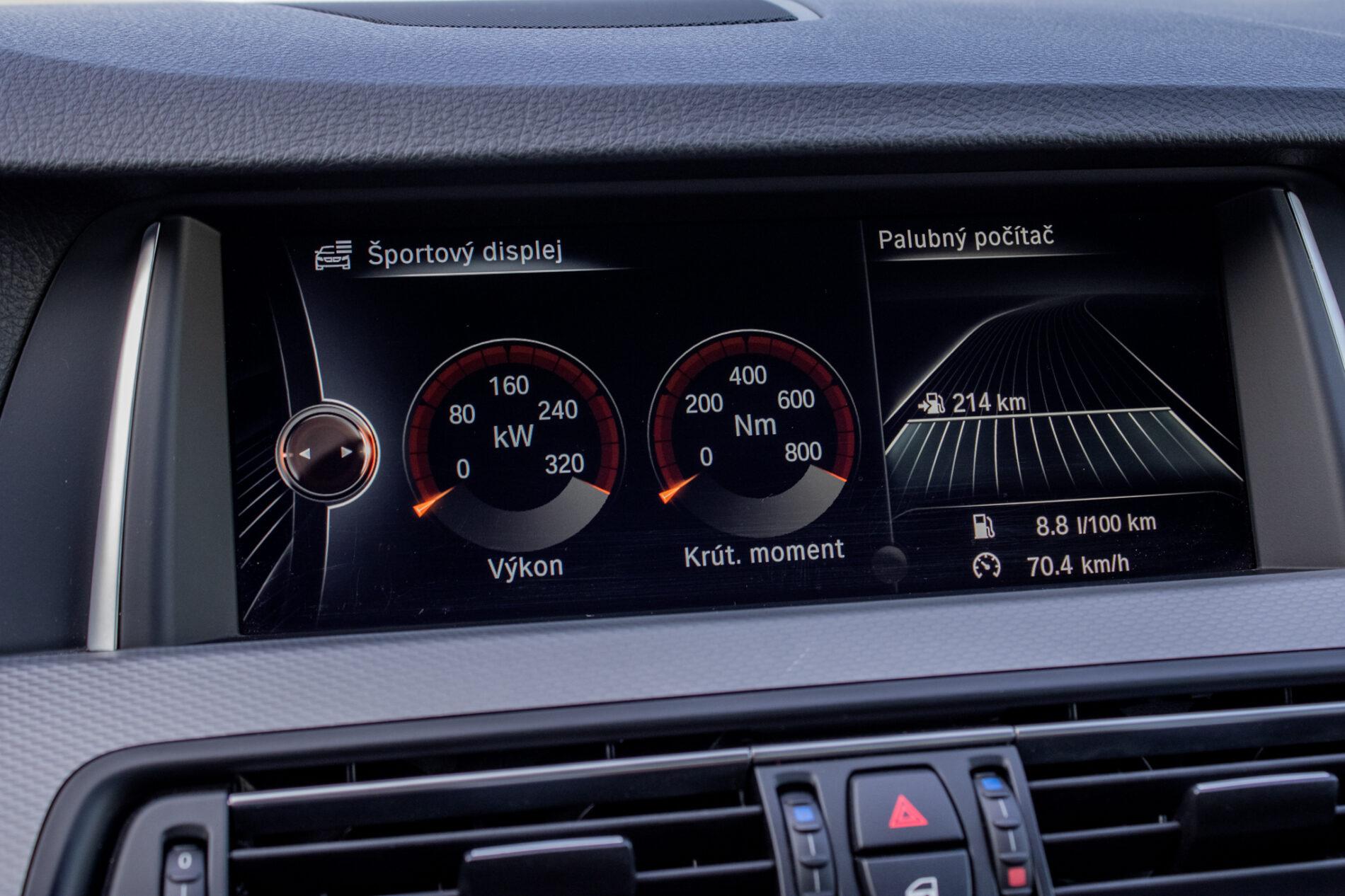2015 BMW M550d, strieborná sedan, 198 043 km