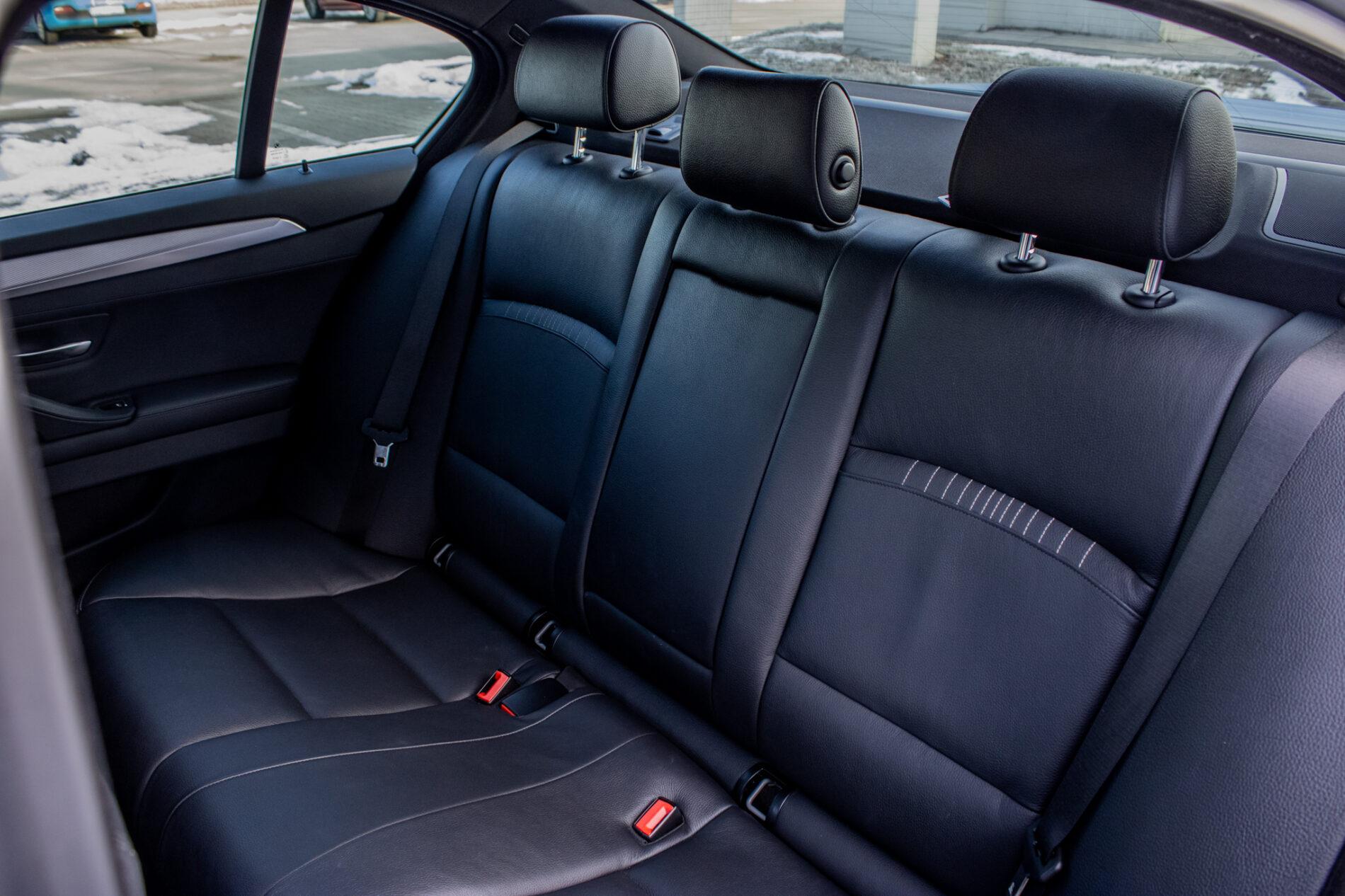 2015 BMW M550d, strieborná sedan, 198 043 km
