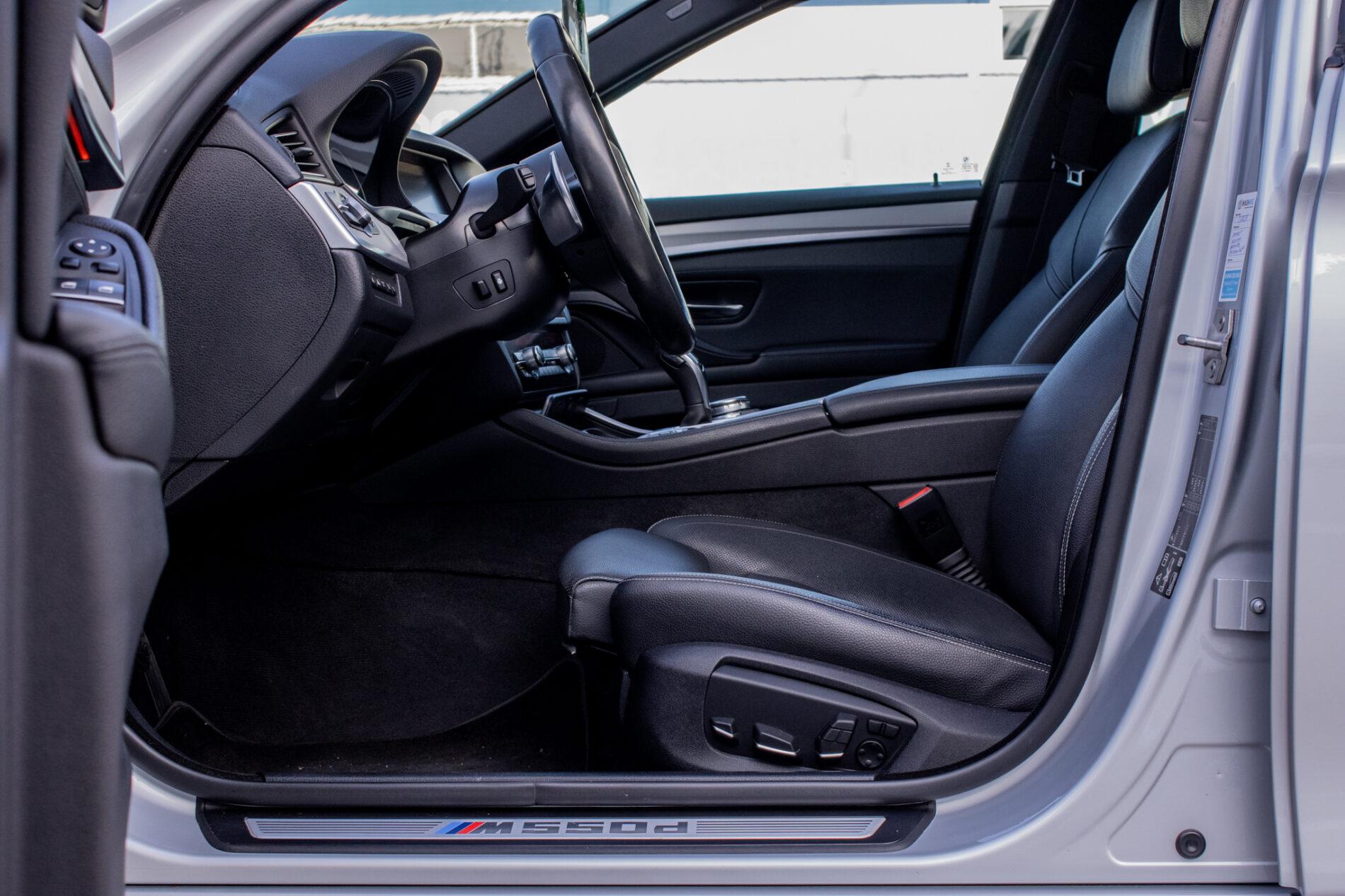 2015 BMW M550d, strieborná sedan, 198 043 km