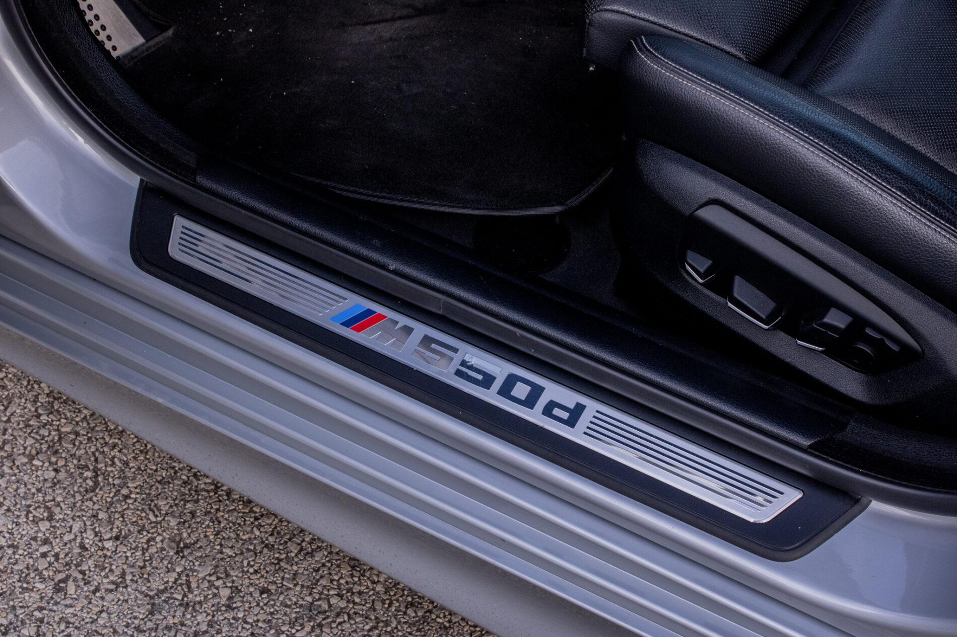 2015 BMW M550d, strieborná sedan, 198 043 km