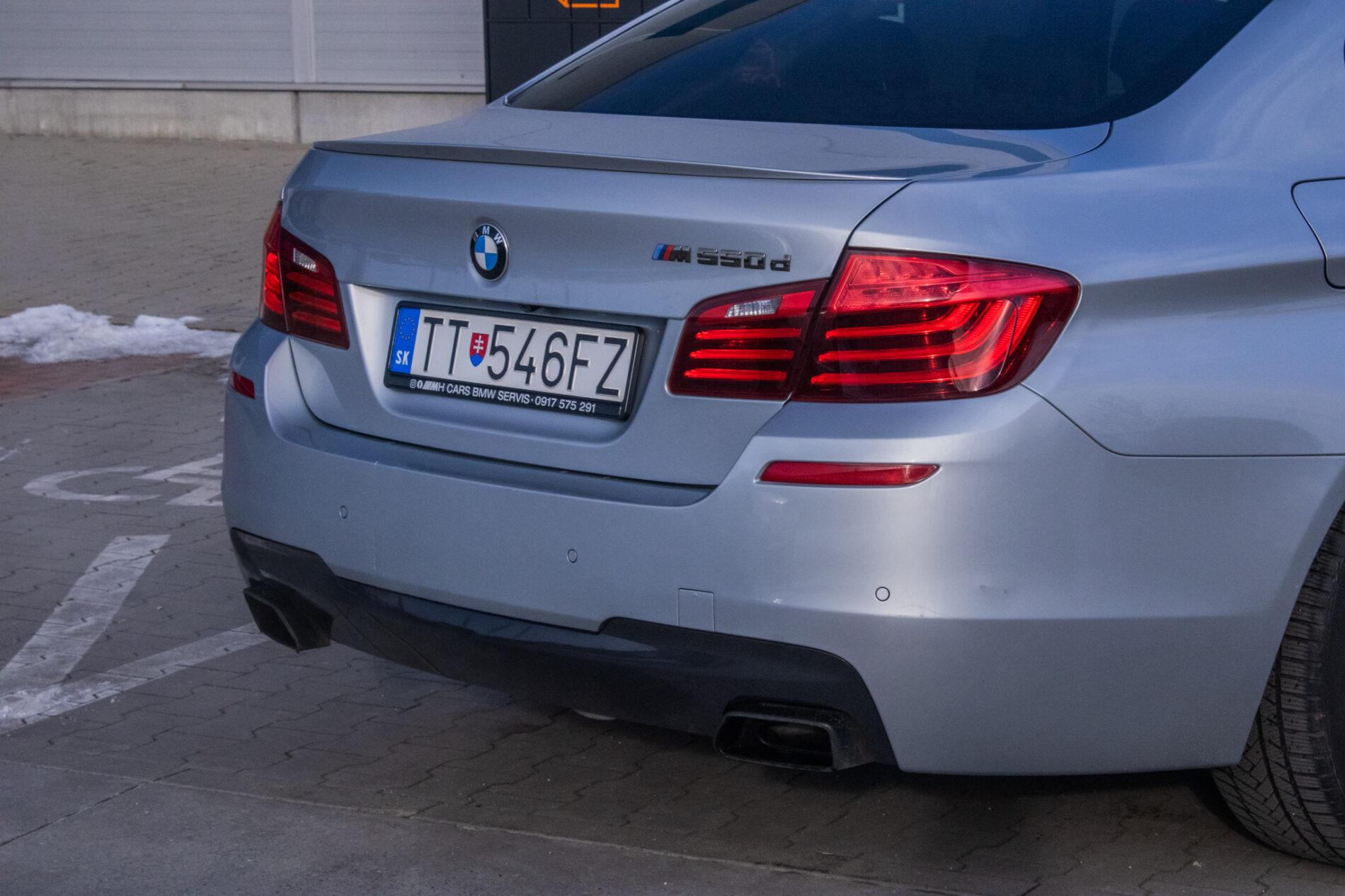 2015 BMW M550d, strieborná sedan, 198 043 km
