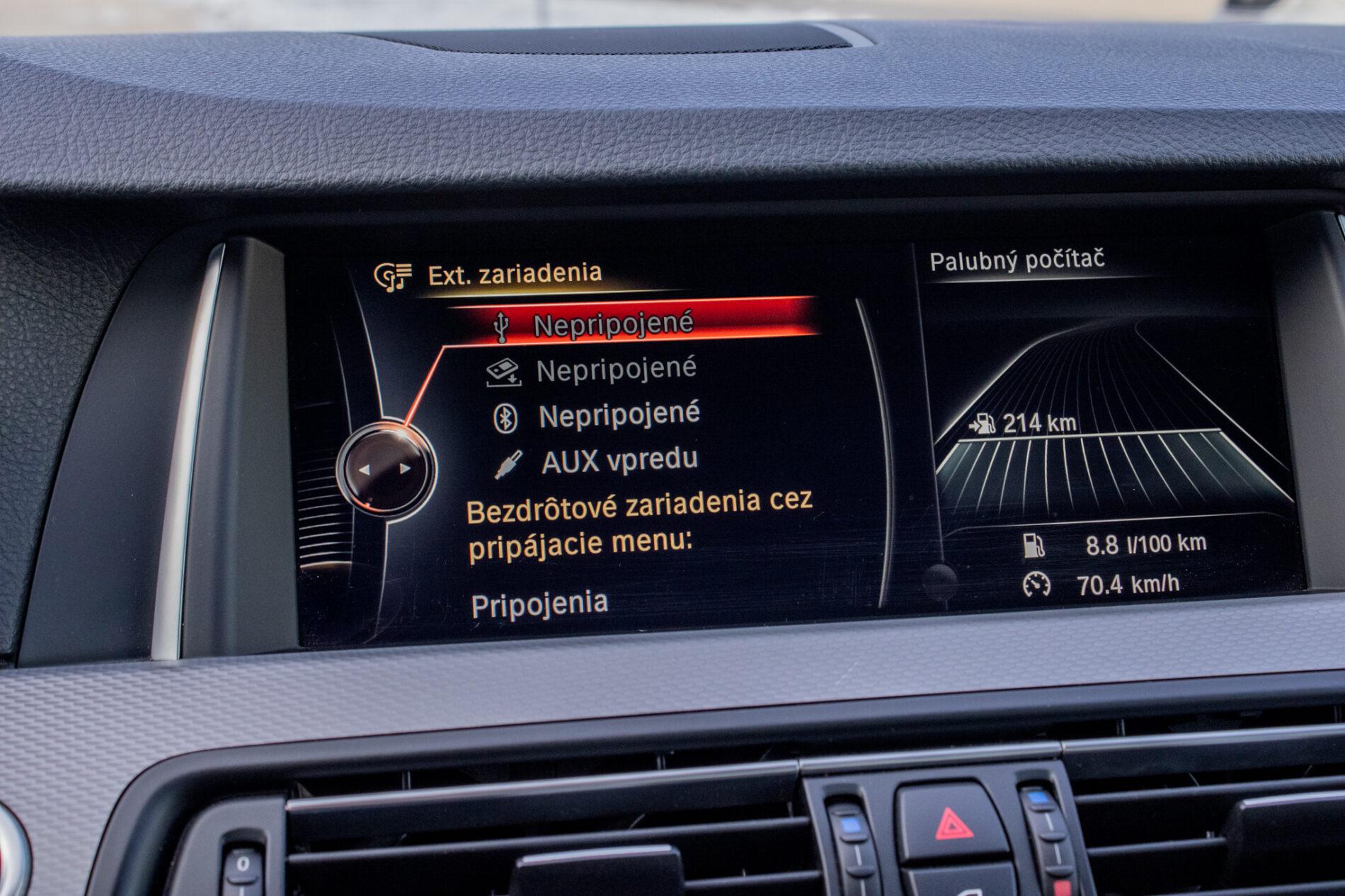 2015 BMW M550d, strieborná sedan, 198 043 km