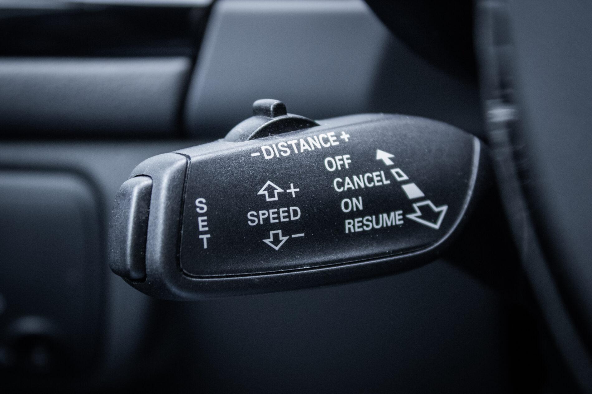 2018 AUDI A6, sivá sedan, 142 454 km