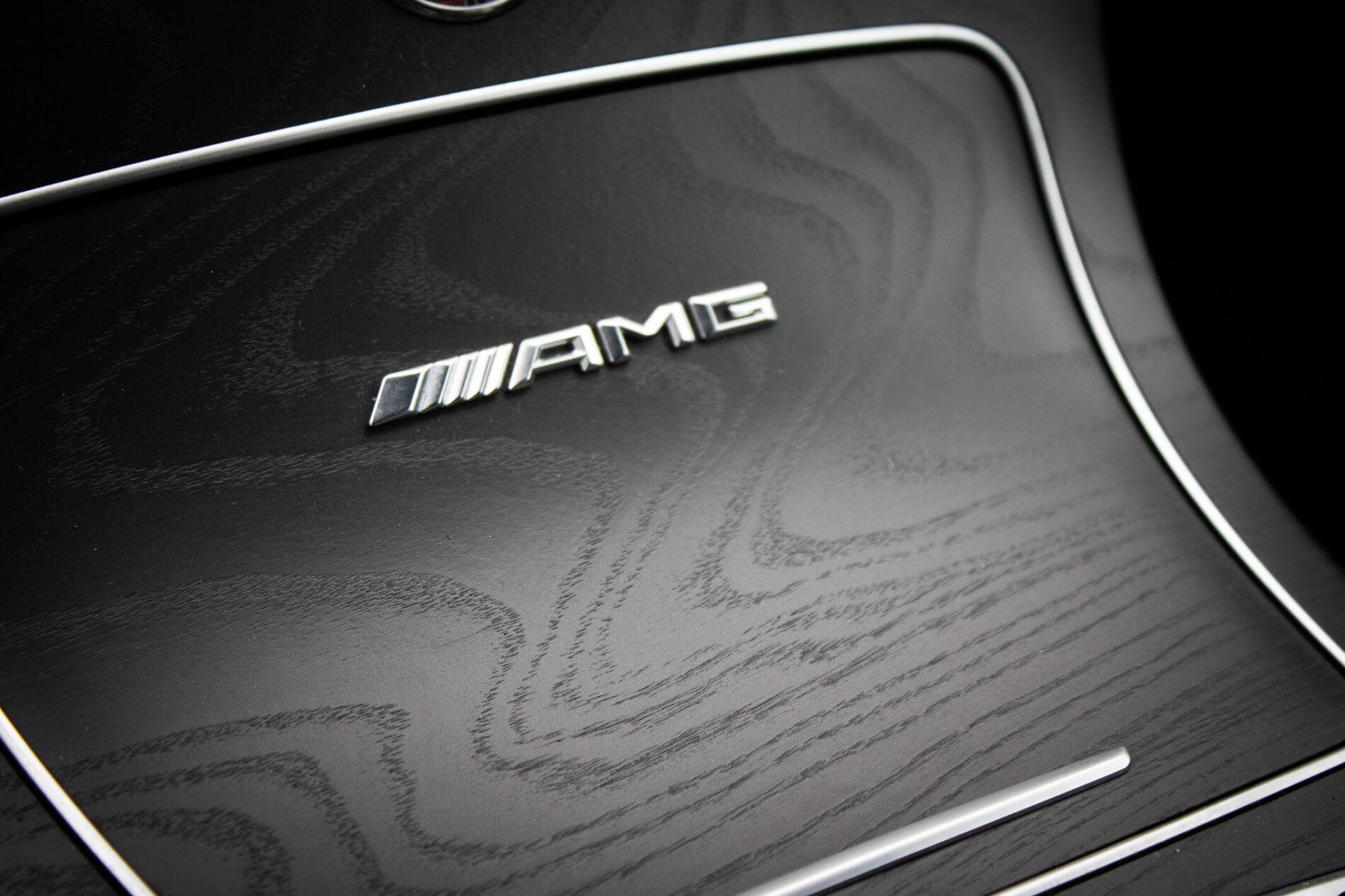 2016 Mercedes-Benz C 63 AMG S, biela kupé, 61 115 km