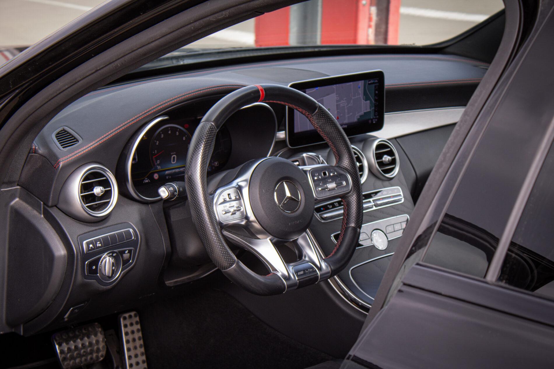 2019 Mercedes-Benz C 43 AMG, čierna sedan, 122 074 km