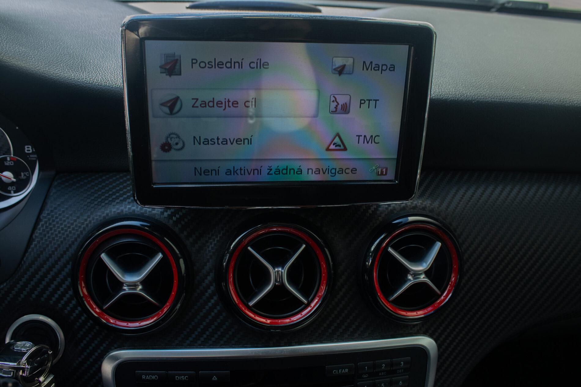2013 Mercedes-Benz A 45 AMG, sivá hatchback, 199 113 km