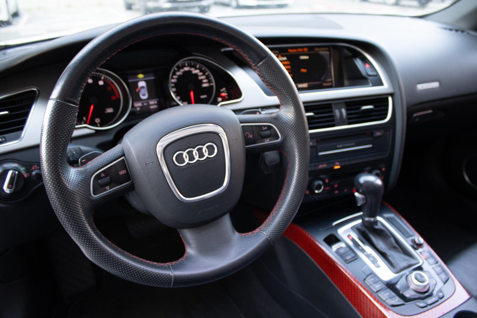 2009 AUDI A5, biela kabriolet, 123 385 km