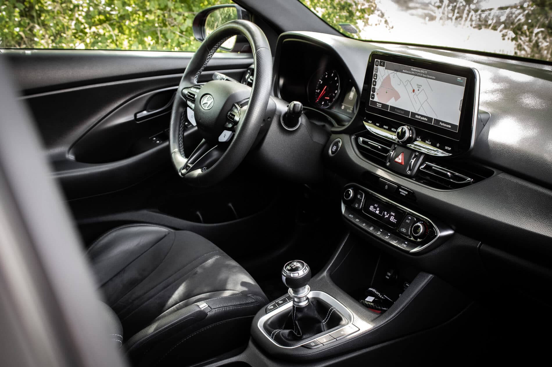 2021 Hyundai i30 N, červená hatchback, 50 330 km