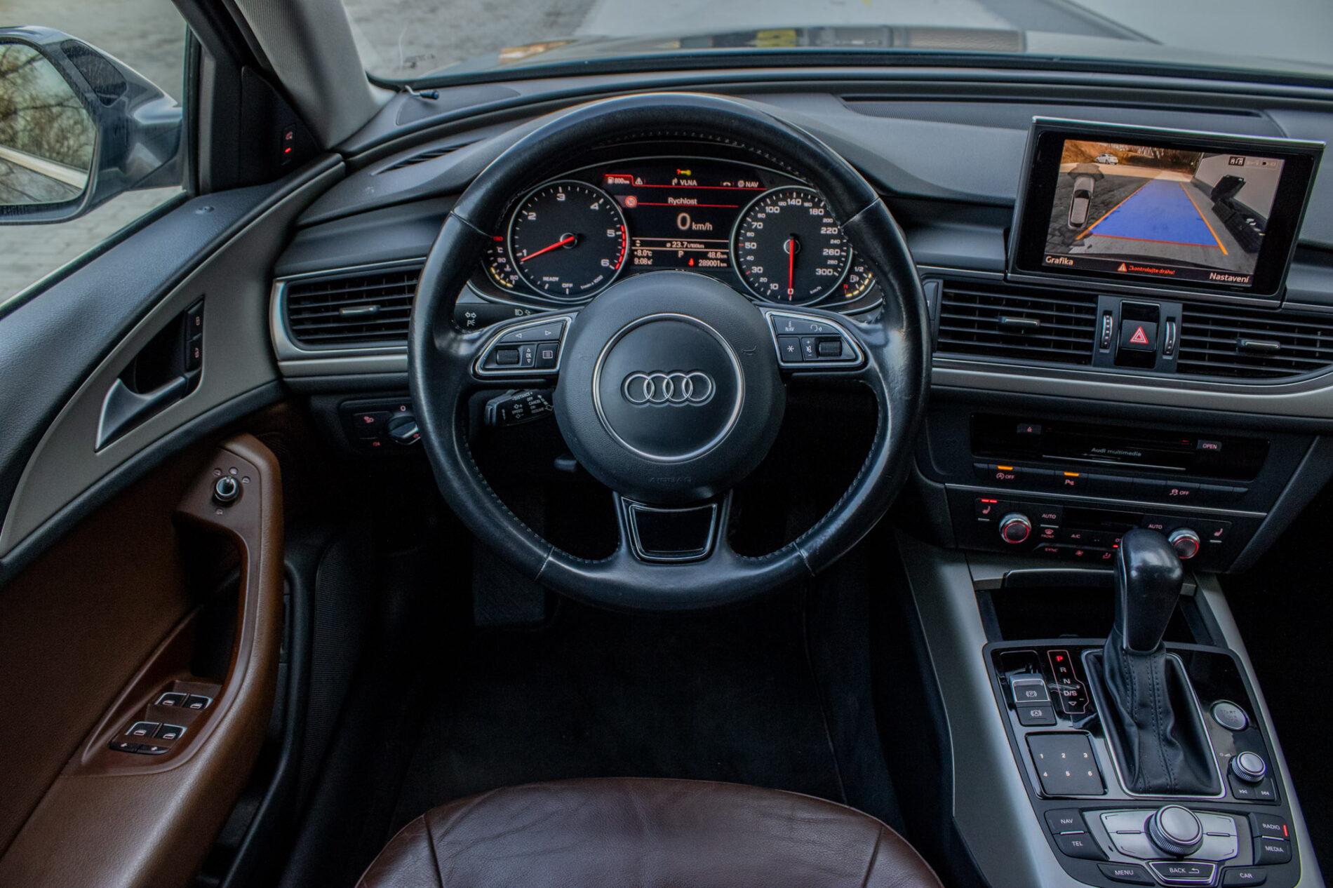 2016 AUDI A6, sivá kombi, 289 001 km