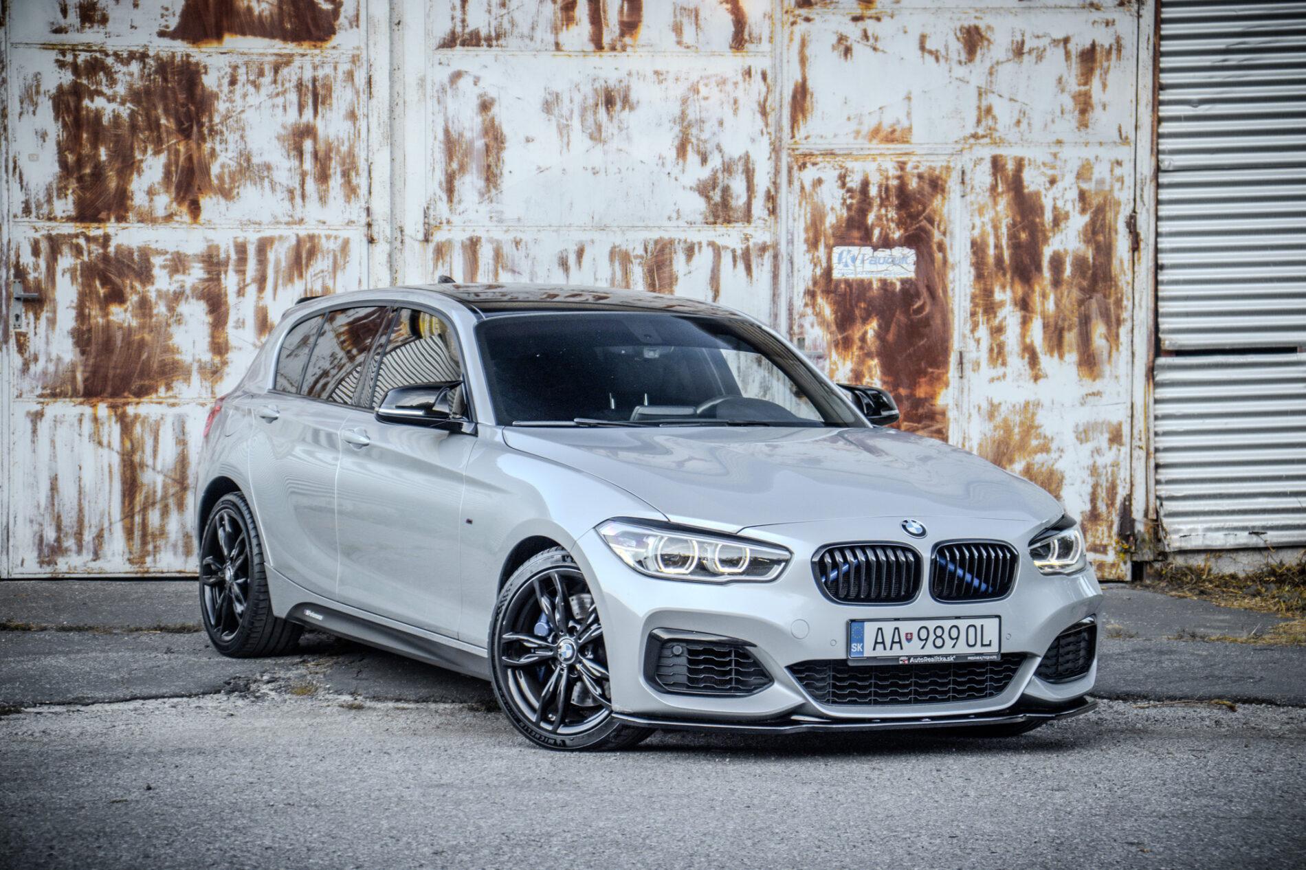 2017 BMW M140i, strieborná hatchback, 195 054 km
