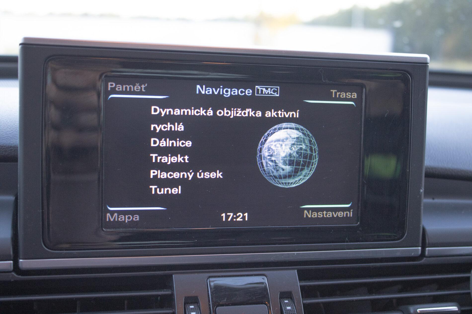 2014 AUDI A6, sivá sedan, 291 885 km