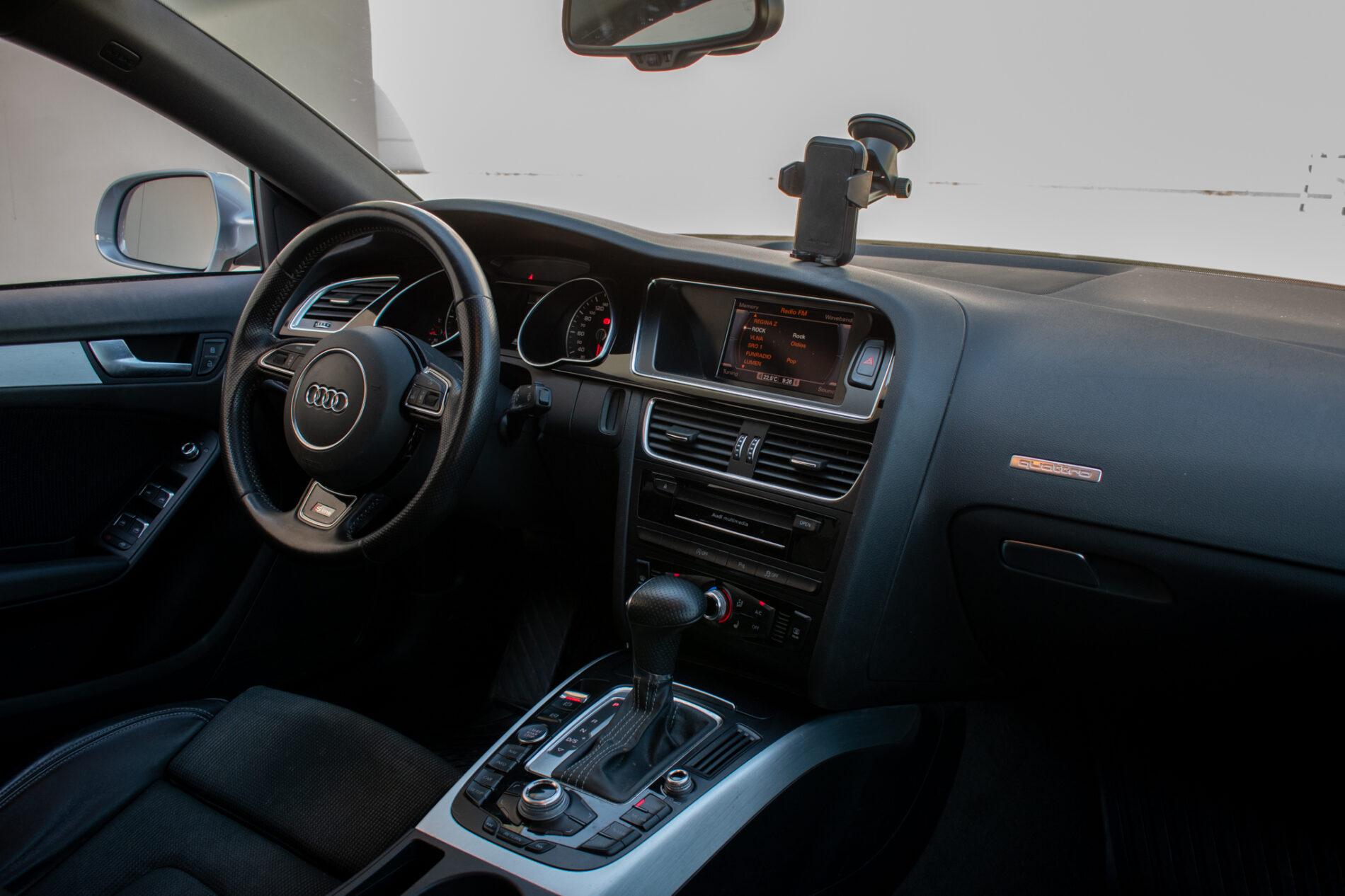 2016 AUDI A5, strieborná, 111 053 km