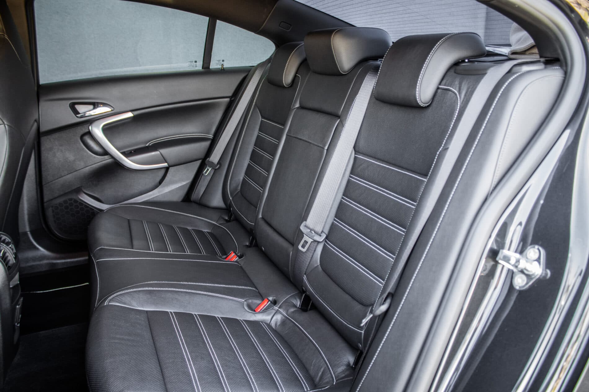 2013 Opel Insignia OPC, čierna hatchback, 74 089 km
