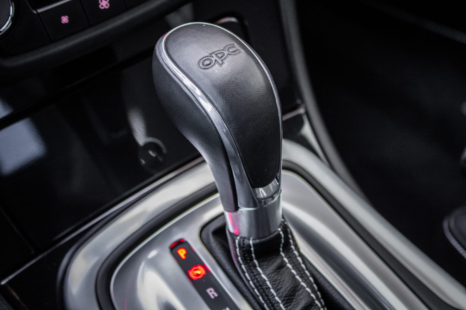 2013 Opel Insignia OPC, čierna hatchback, 74 089 km