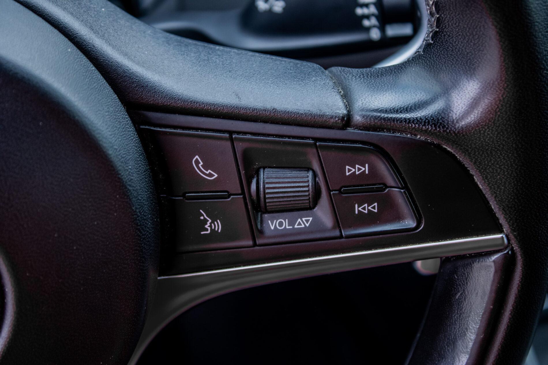 2016 Alfa Romeo Giulia, čierna sedan, 64 190 km