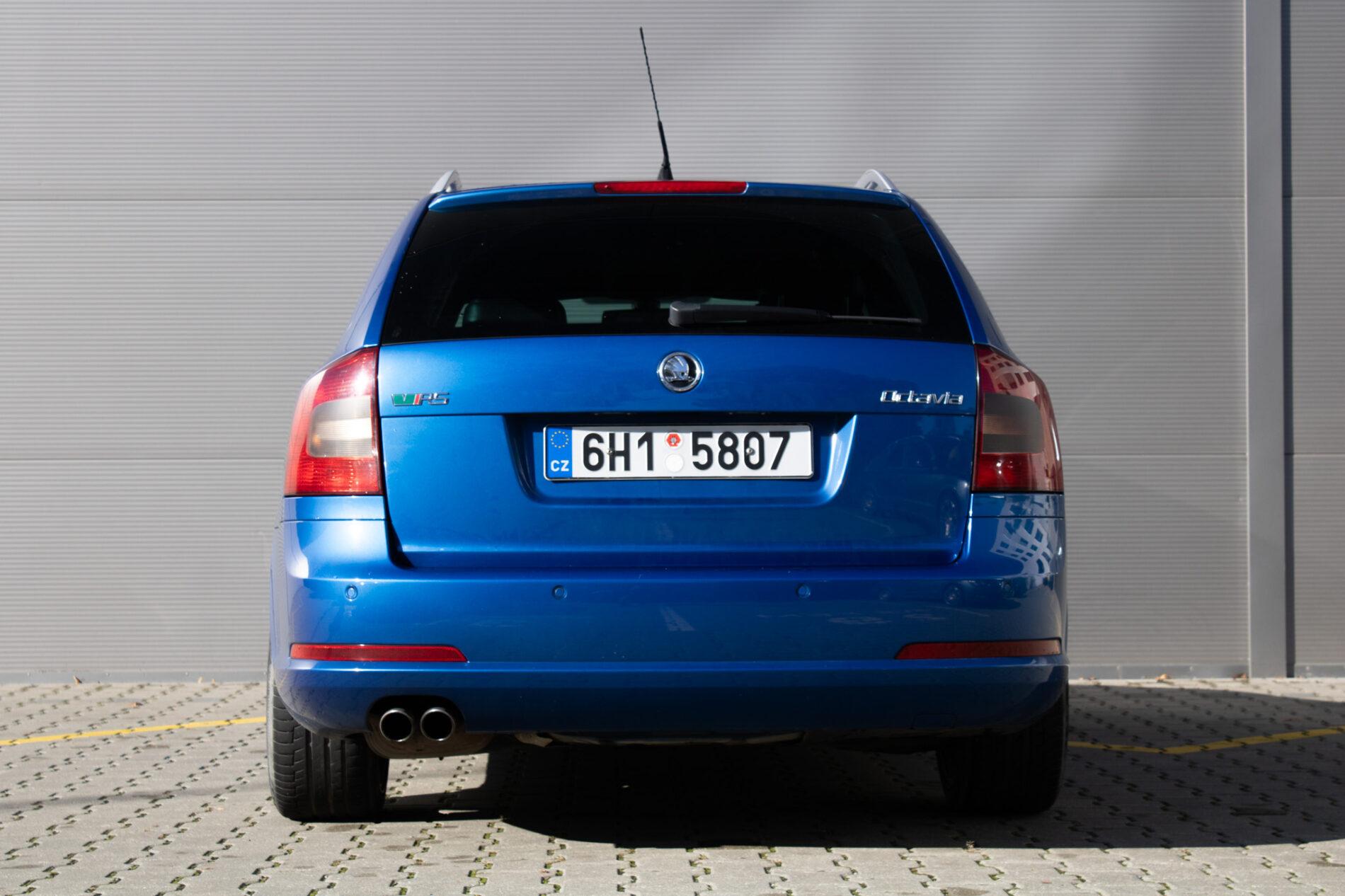 2009 Skoda Octavia RS, modrá kombi, 340 000 km