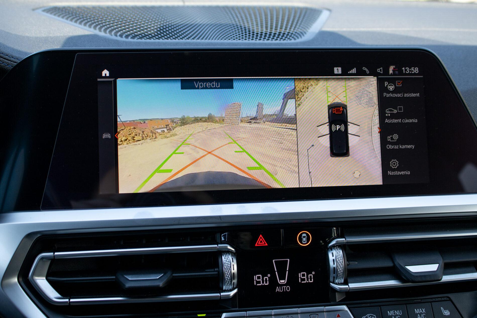 2020 BMW 320i, čierna kombi, 116 282 km