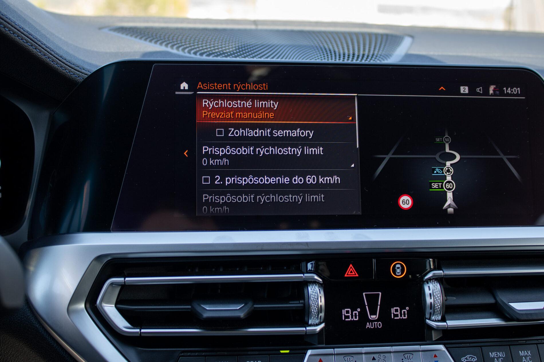 2020 BMW 320i, čierna kombi, 116 282 km