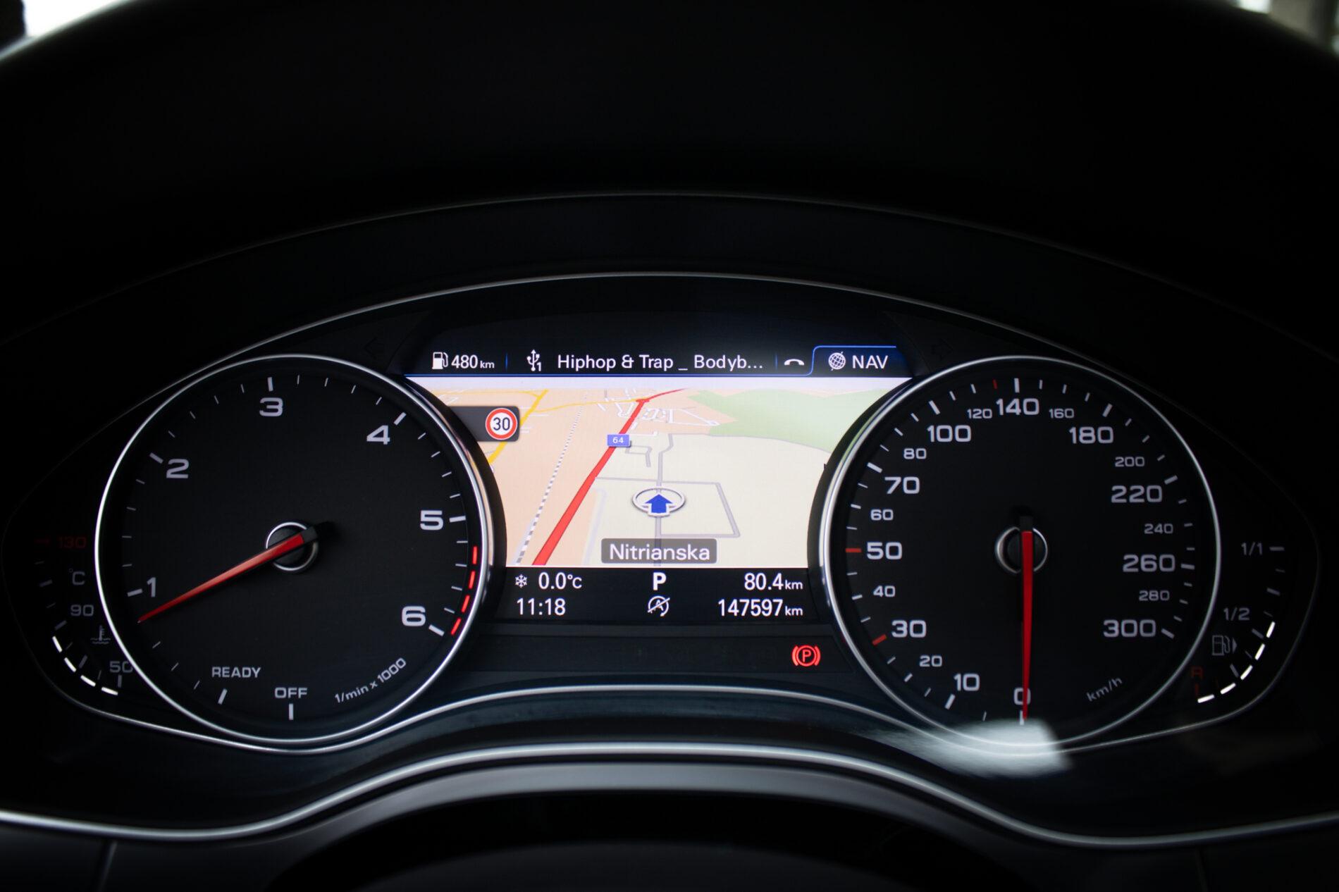 2016 AUDI A6, modrá kombi, 147 597 km