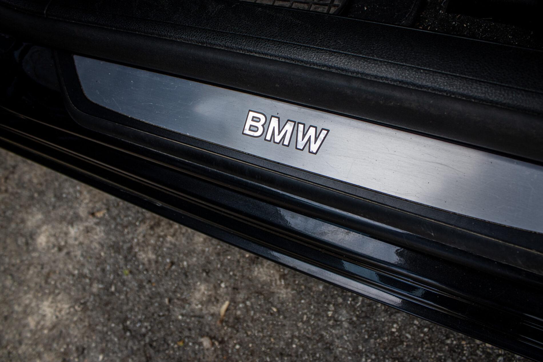 2013 BMW 750d, čierna sedan, 231 861 km