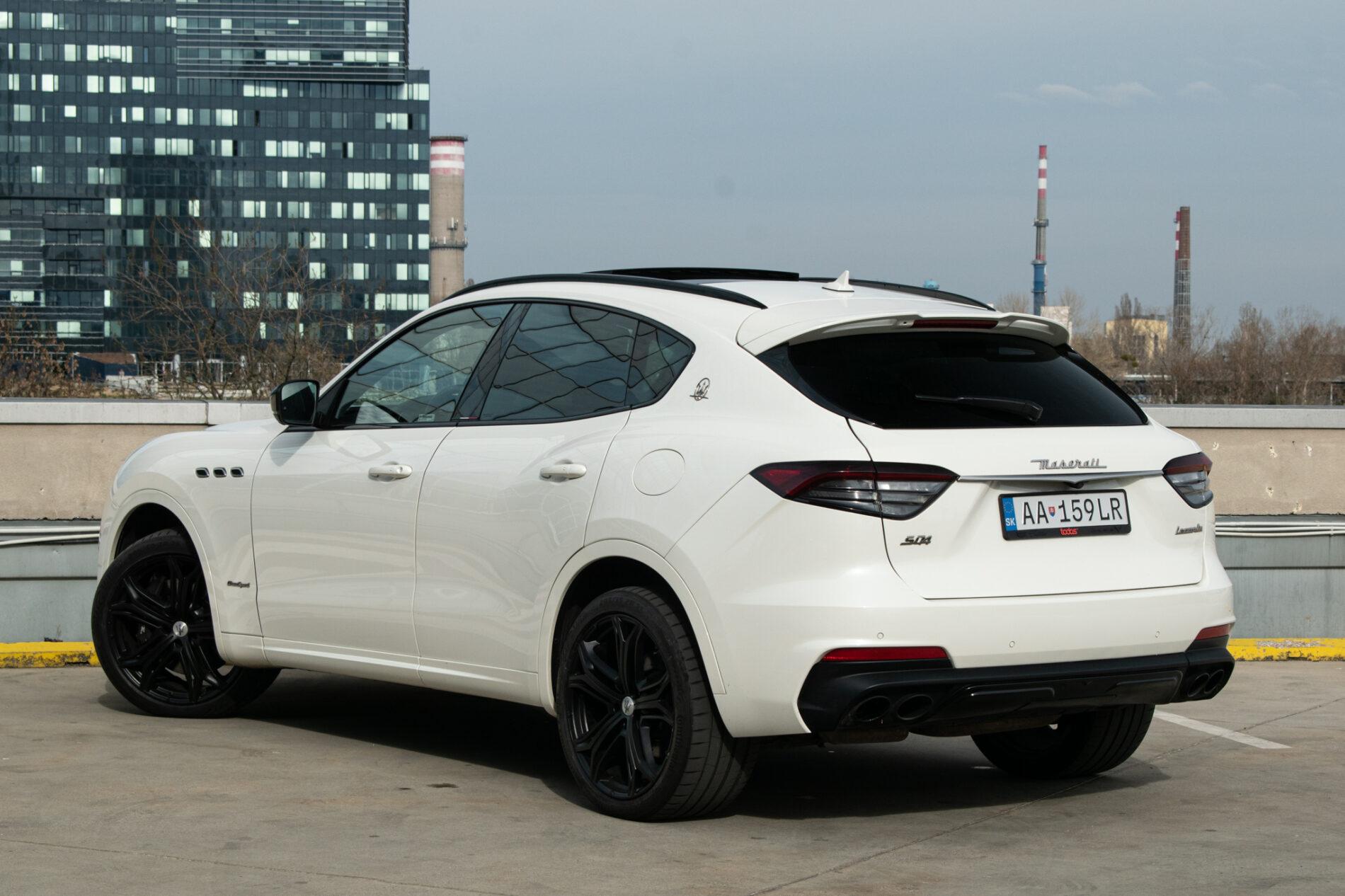 2019 Maserati Levante, biela suv, 85 819 km