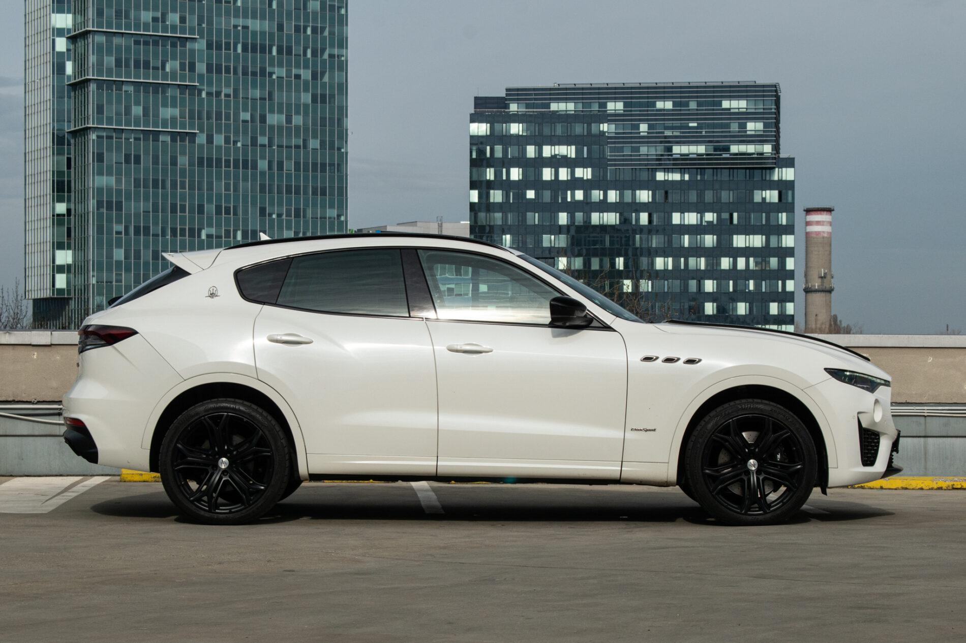 2019 Maserati Levante, biela suv, 85 819 km