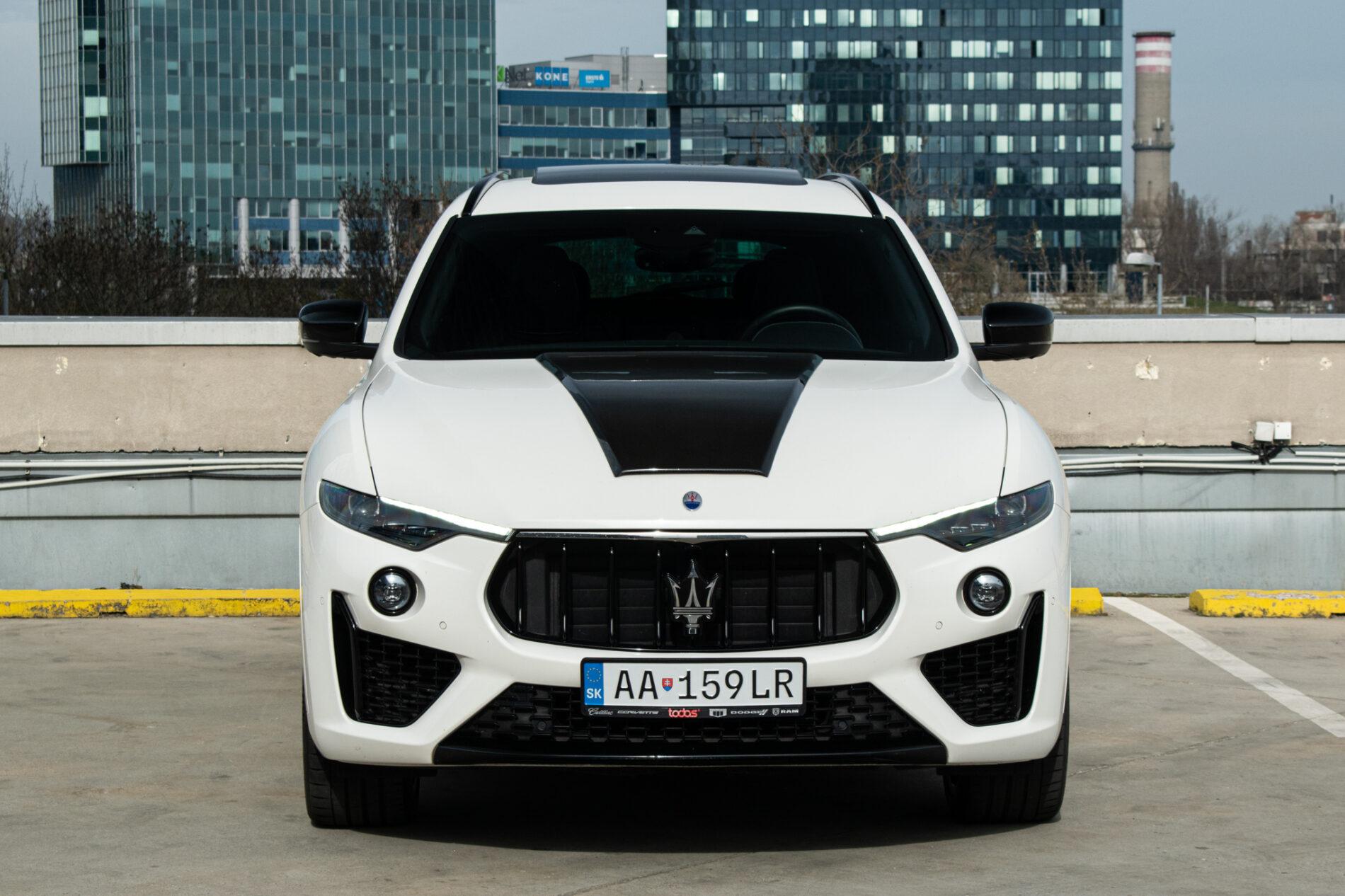 2019 Maserati Levante, biela suv, 85 819 km