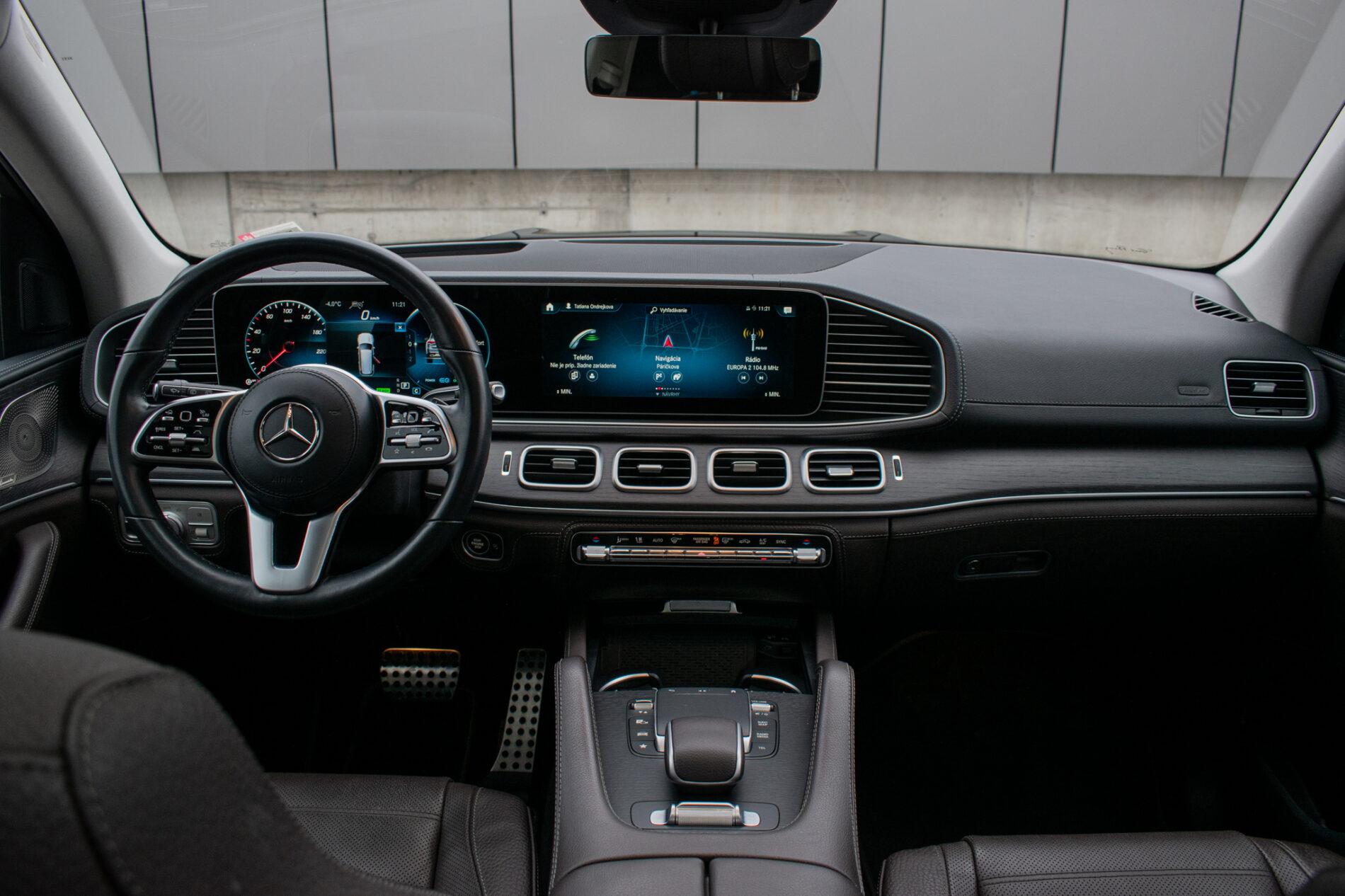 2022 Mercedes-Benz GLS 580, čierna suv, 71 134 km