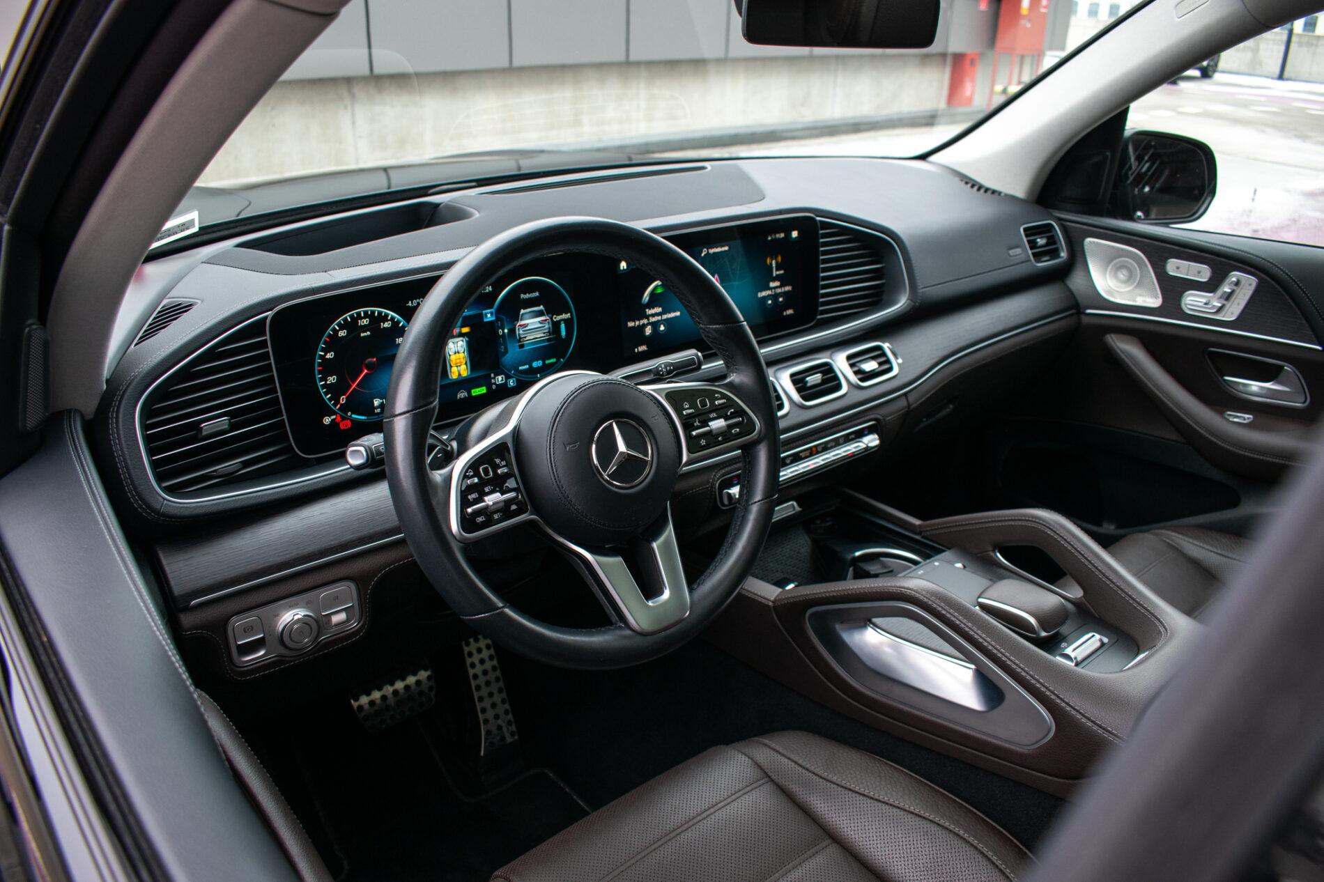 2022 Mercedes-Benz GLS 580, čierna suv, 71 134 km