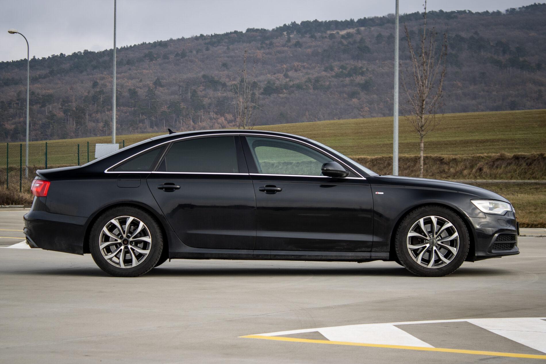2013 AUDI A6, čierna sedan, 273 960 km