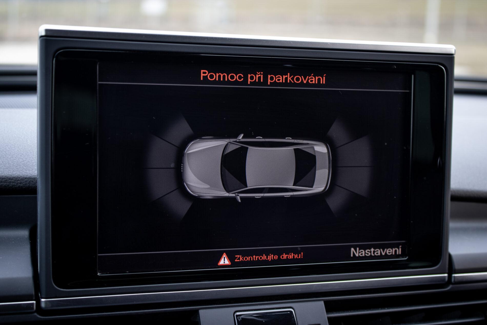 2013 AUDI A6, čierna sedan, 273 960 km