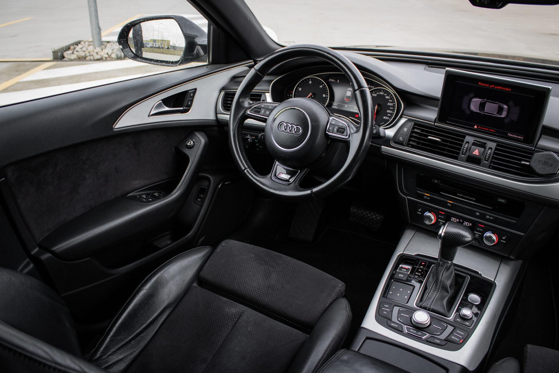 2013 AUDI A6, čierna sedan, 273 960 km