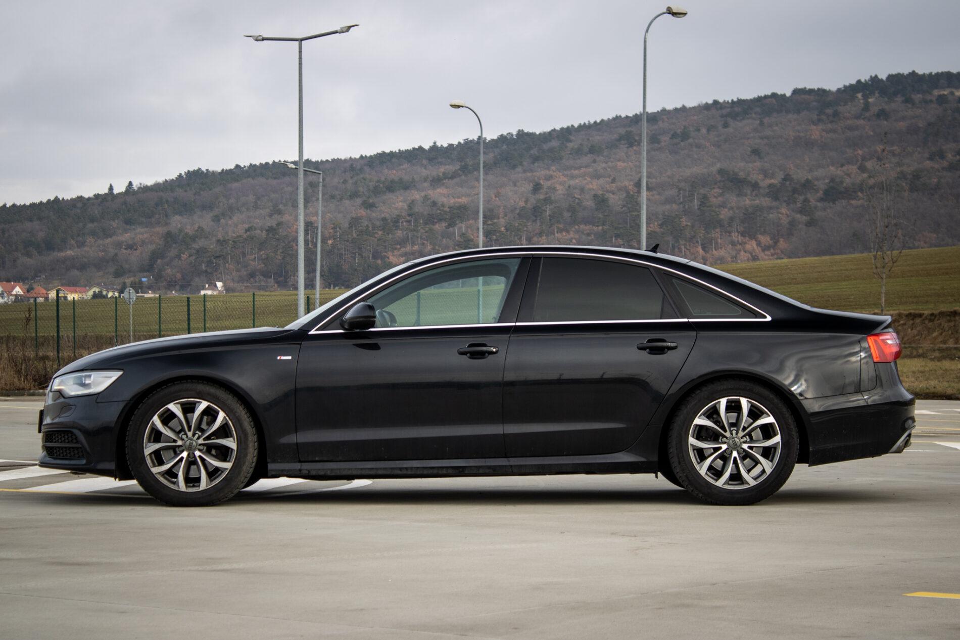 2013 AUDI A6, čierna sedan, 273 960 km