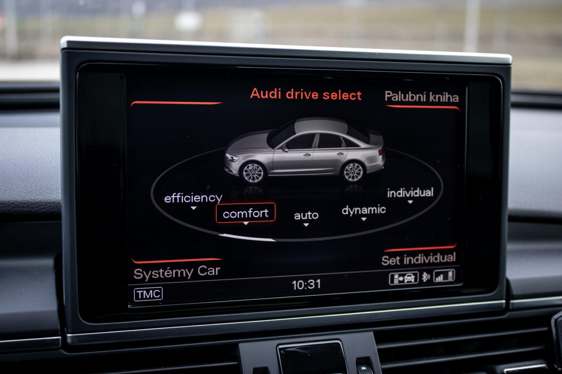 2013 AUDI A6, čierna sedan, 273 960 km