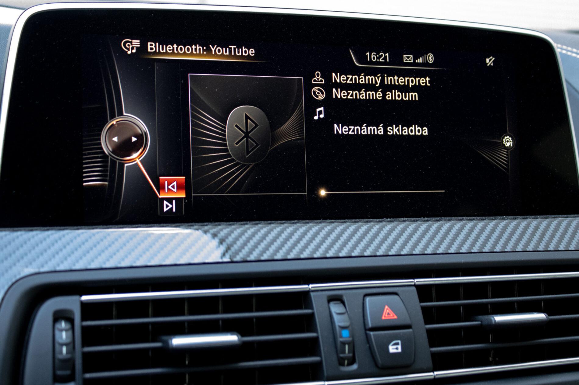 2017 BMW M6, sivá sedan, 30 396 km