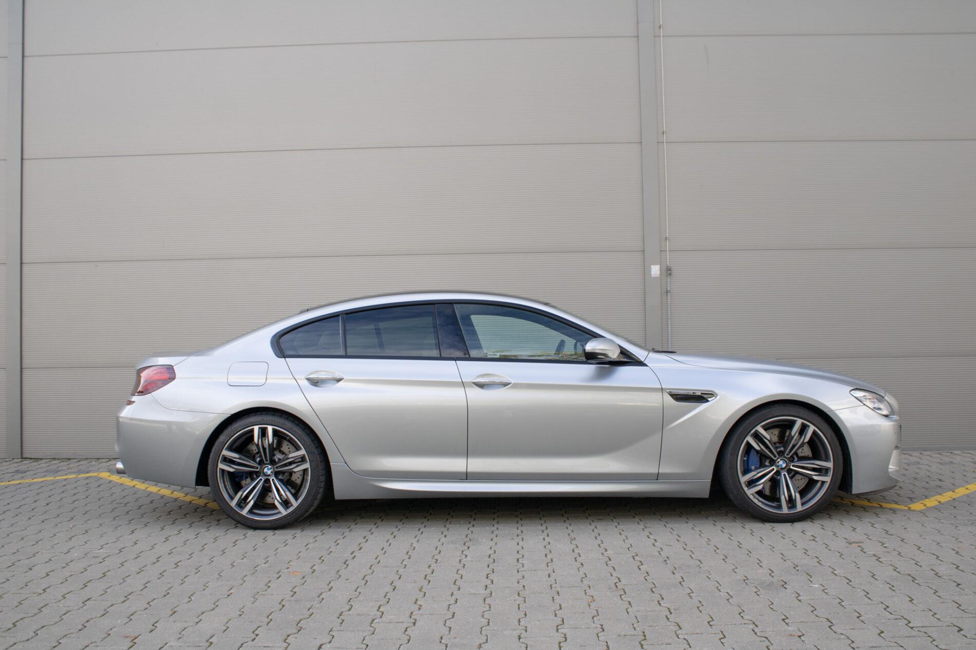 2017 BMW M6, sivá sedan, 30 396 km