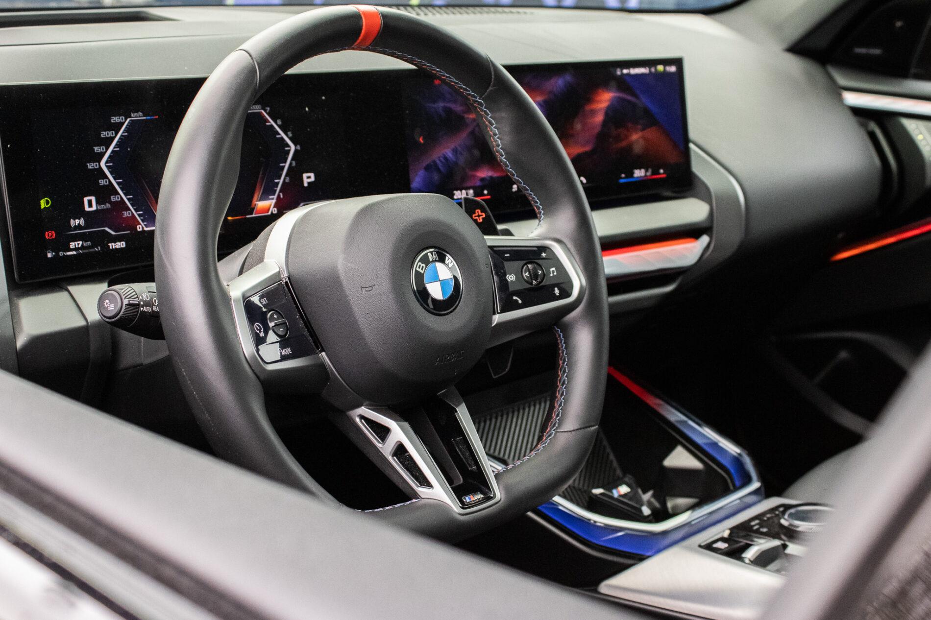 2025 BMW X3 M50, sivá suv, 19 096 km