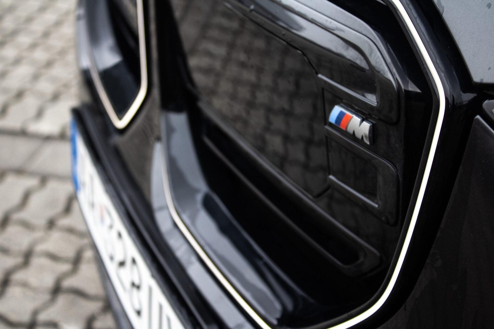 2025 BMW X3 M50, sivá suv, 19 096 km