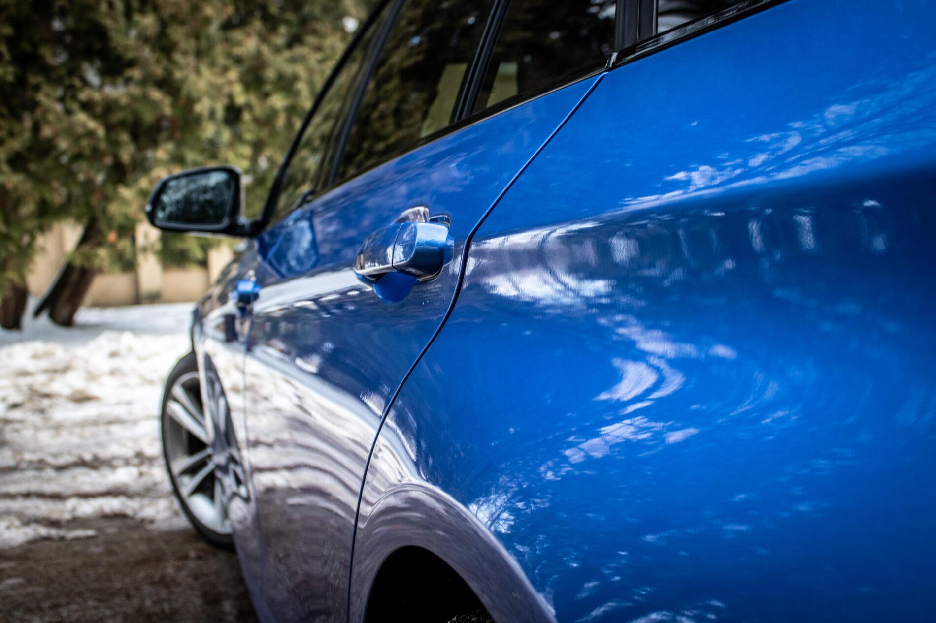 2015 BMW 328i, modrá kombi, 169 629 km