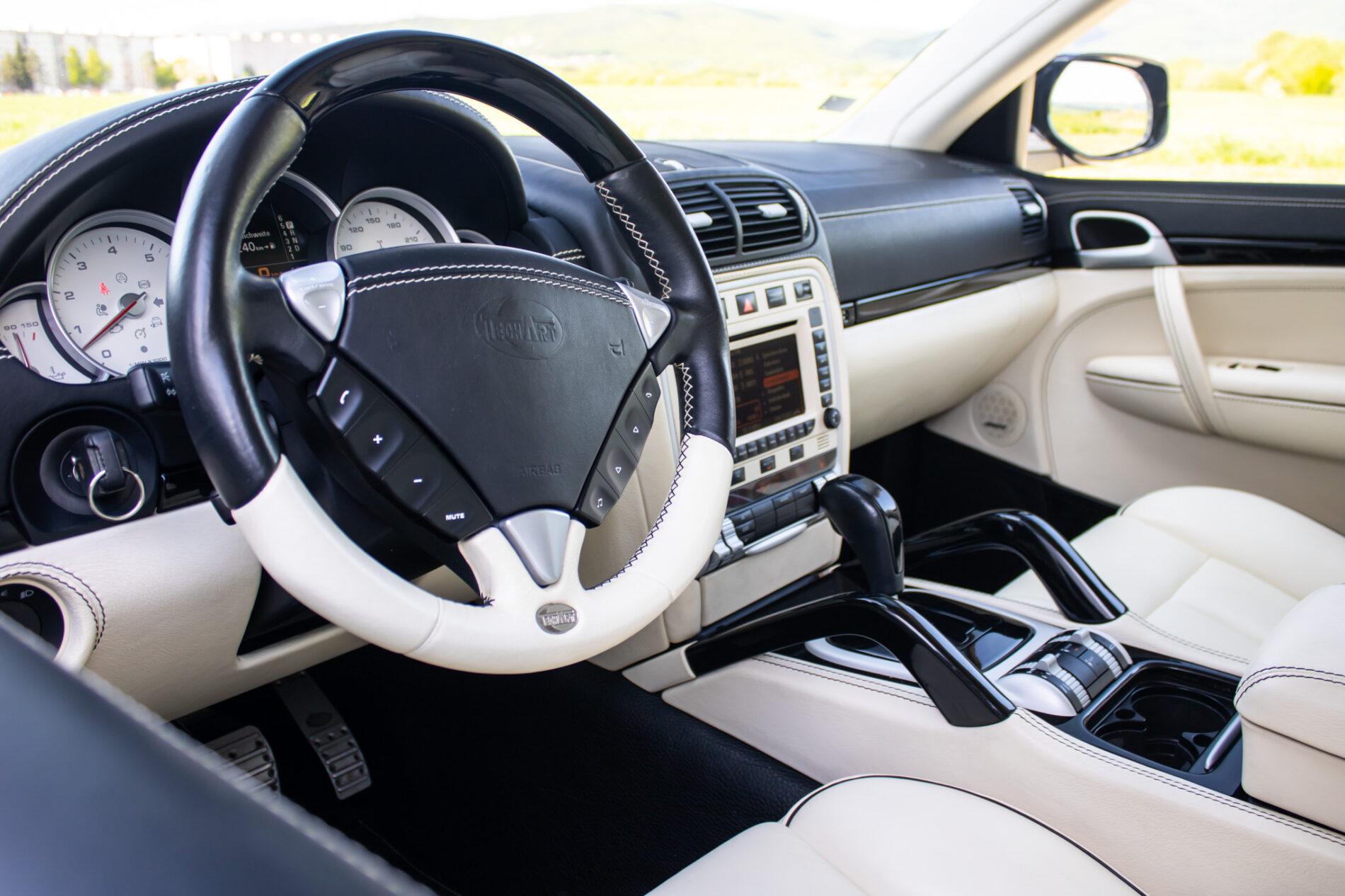 2008 Porsche Cayenne Turbo, čierna suv, 67 427 km