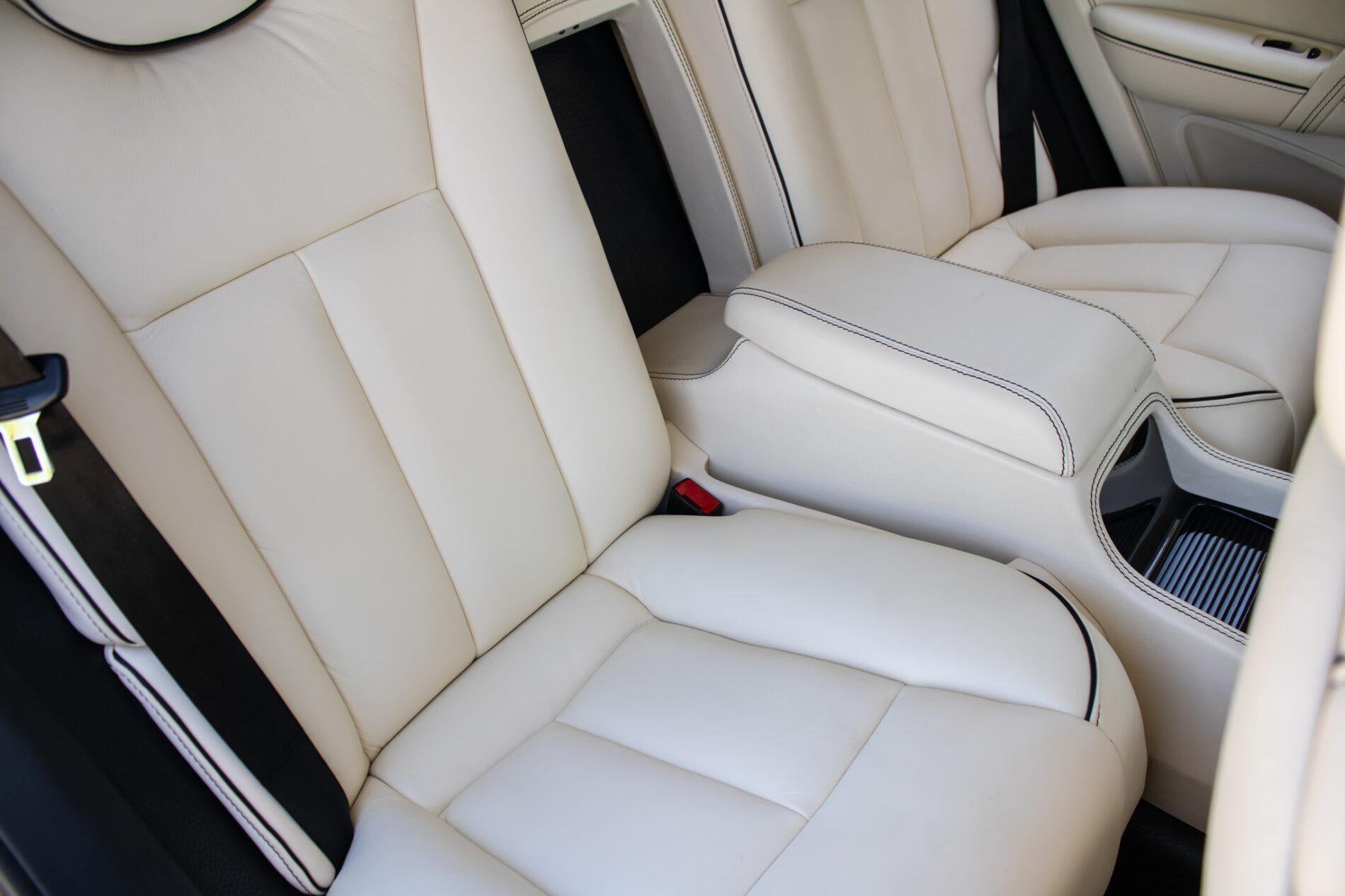 2008 Porsche Cayenne Turbo, čierna suv, 67 427 km