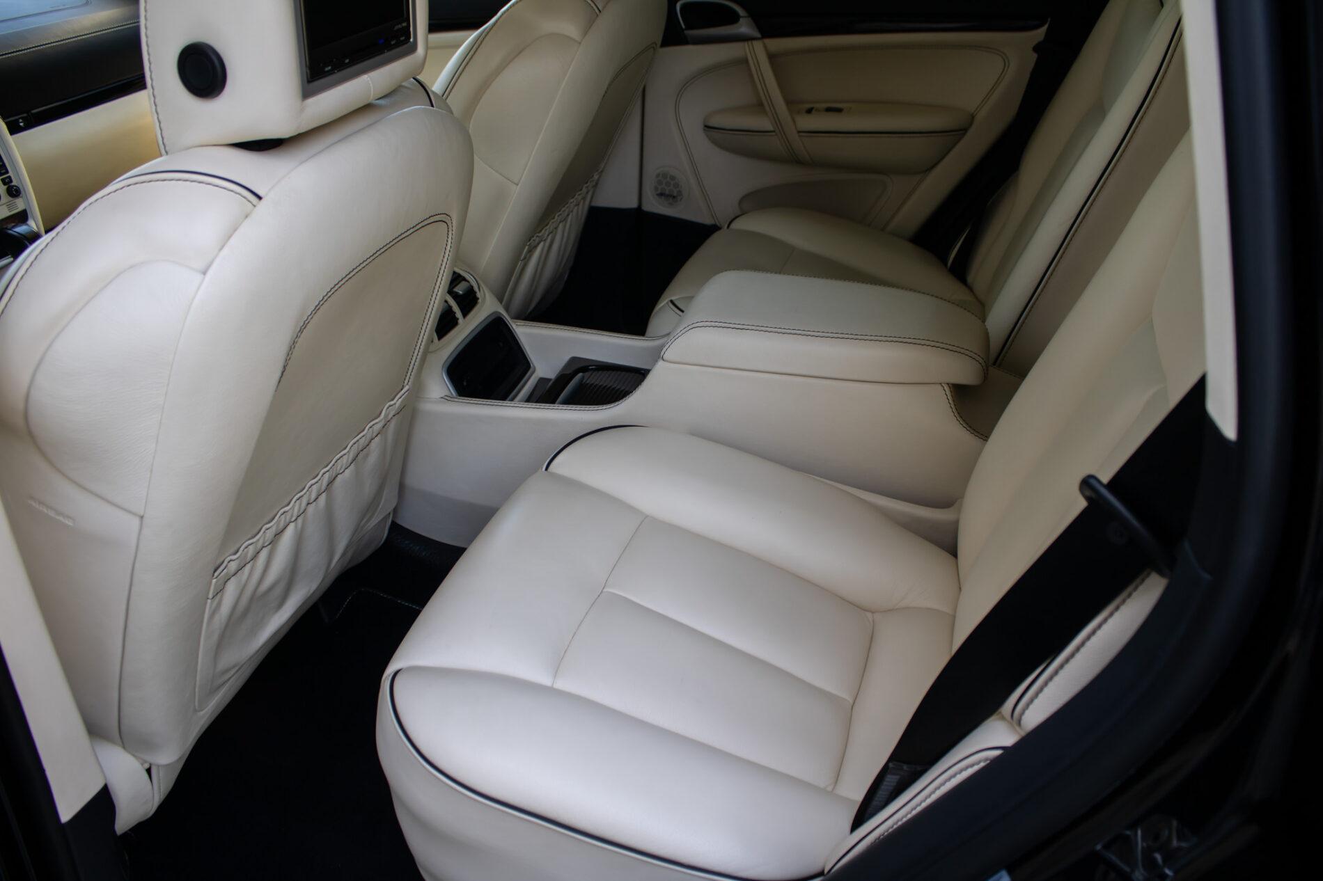 2008 Porsche Cayenne Turbo, čierna suv, 67 427 km