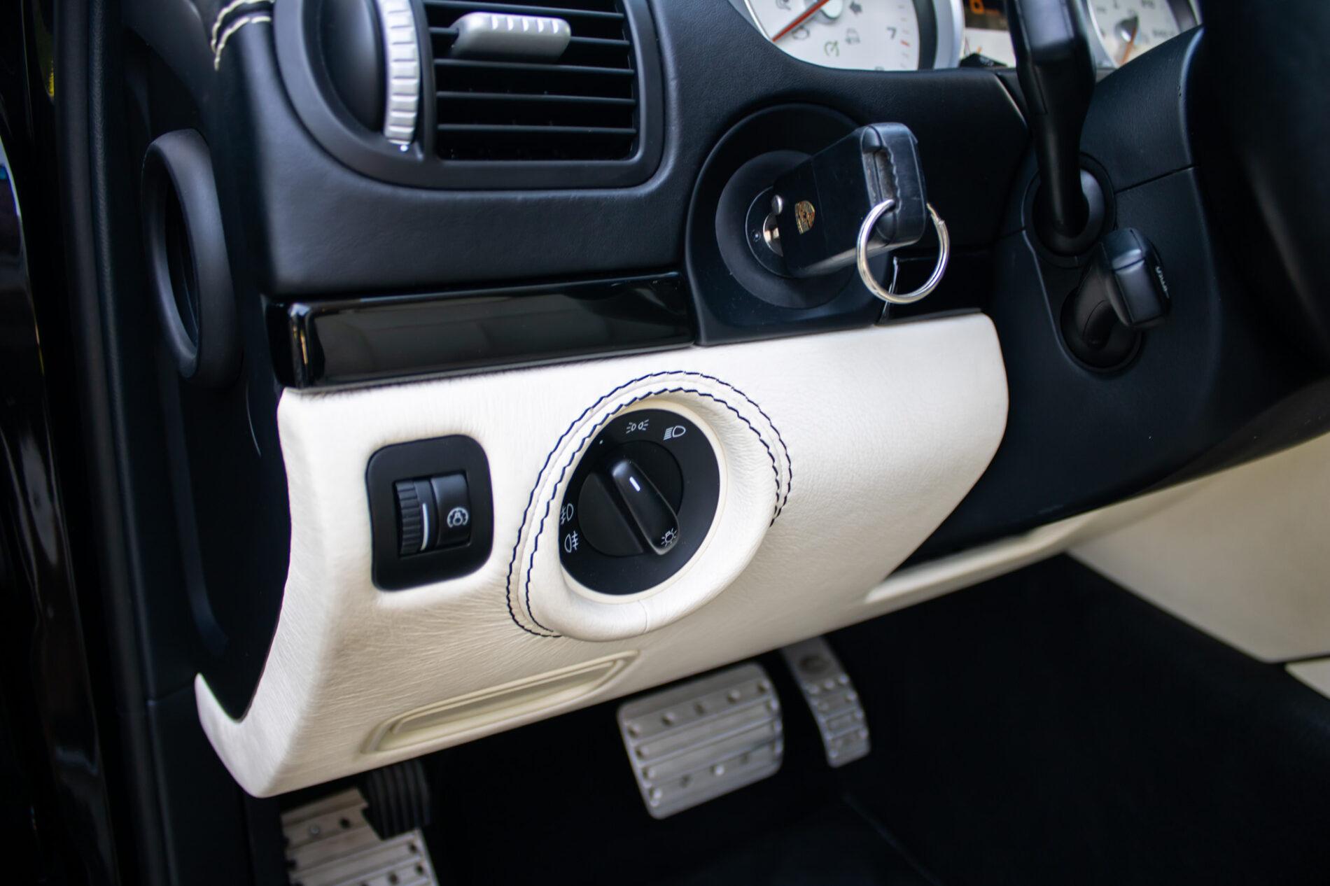 2008 Porsche Cayenne Turbo, čierna suv, 67 427 km