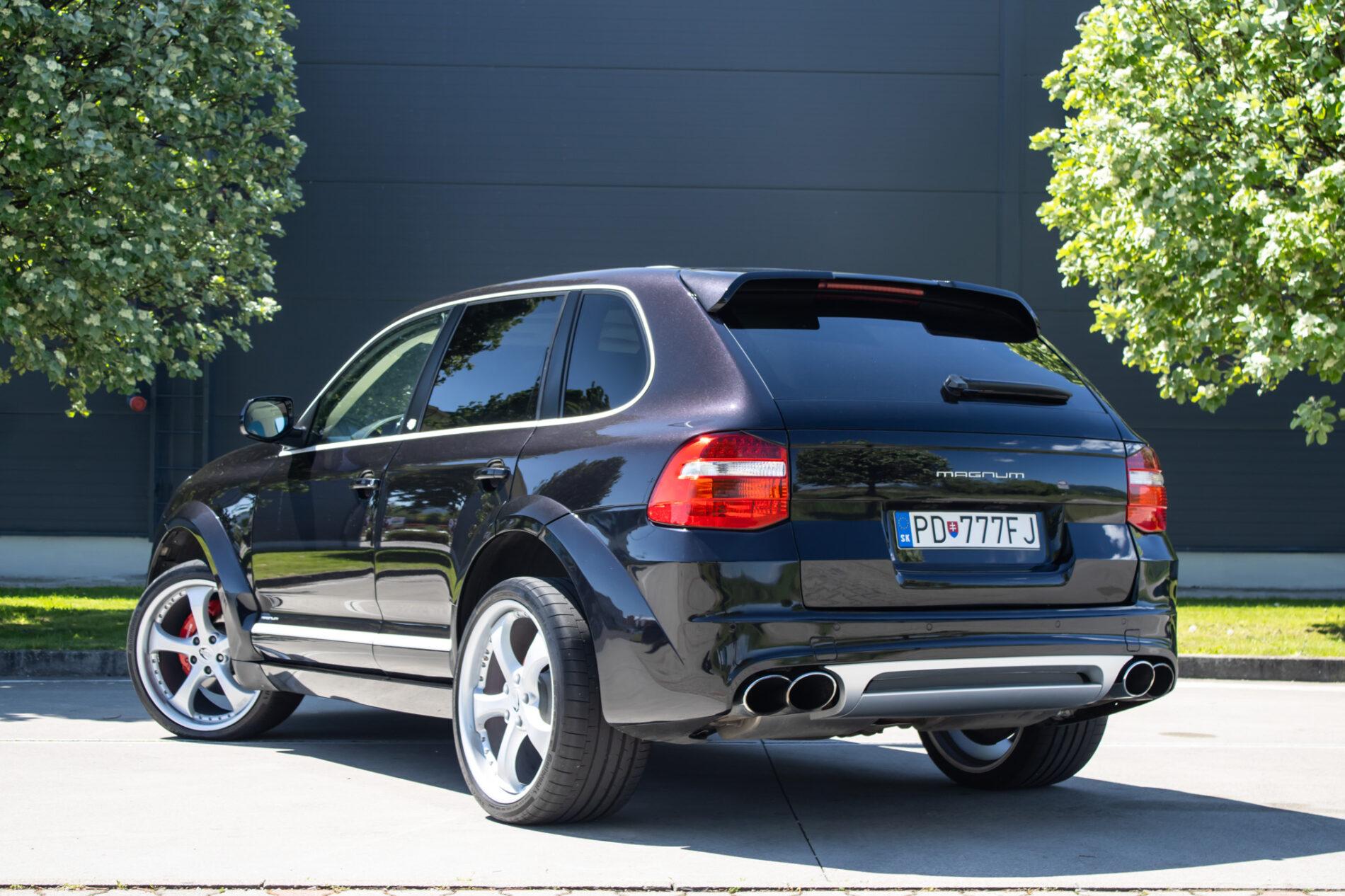 2008 Porsche Cayenne Turbo, čierna suv, 67 427 km