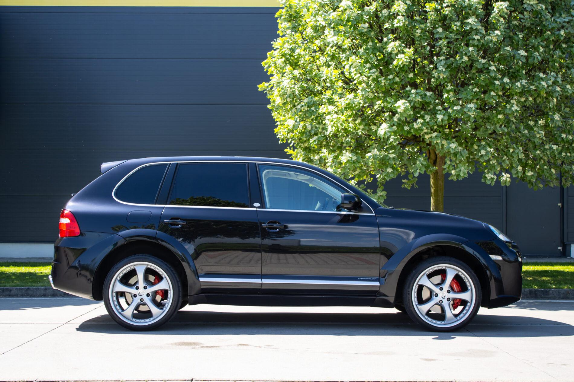 2008 Porsche Cayenne Turbo, čierna suv, 67 427 km