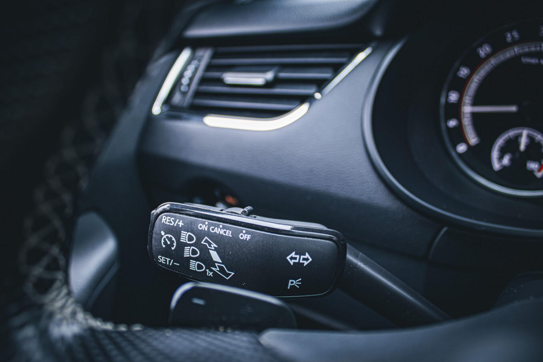 2017 Skoda Octavia RS, čierna kombi, 216 446 km