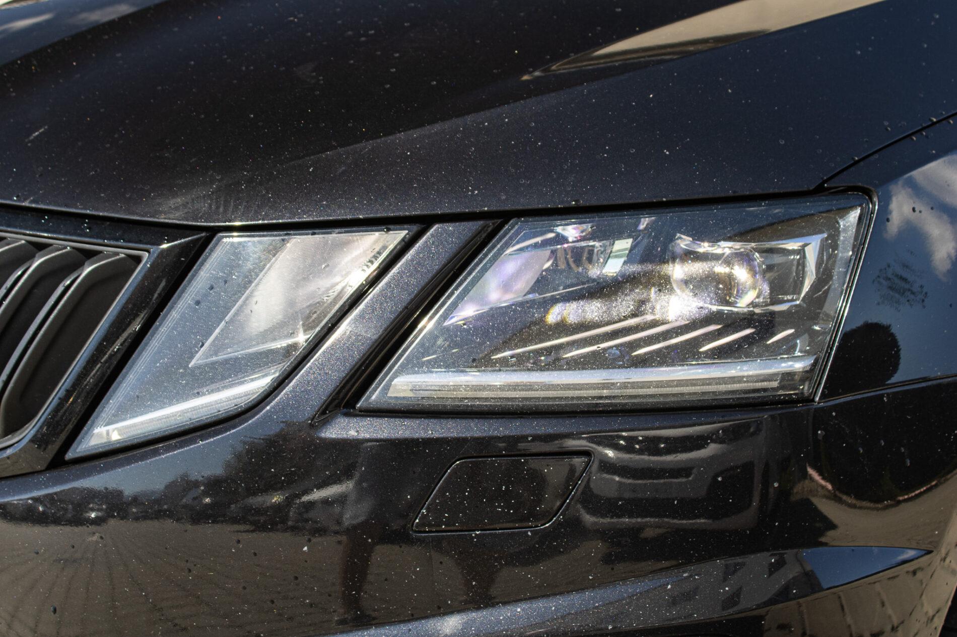 2017 Skoda Octavia RS, čierna kombi, 216 446 km
