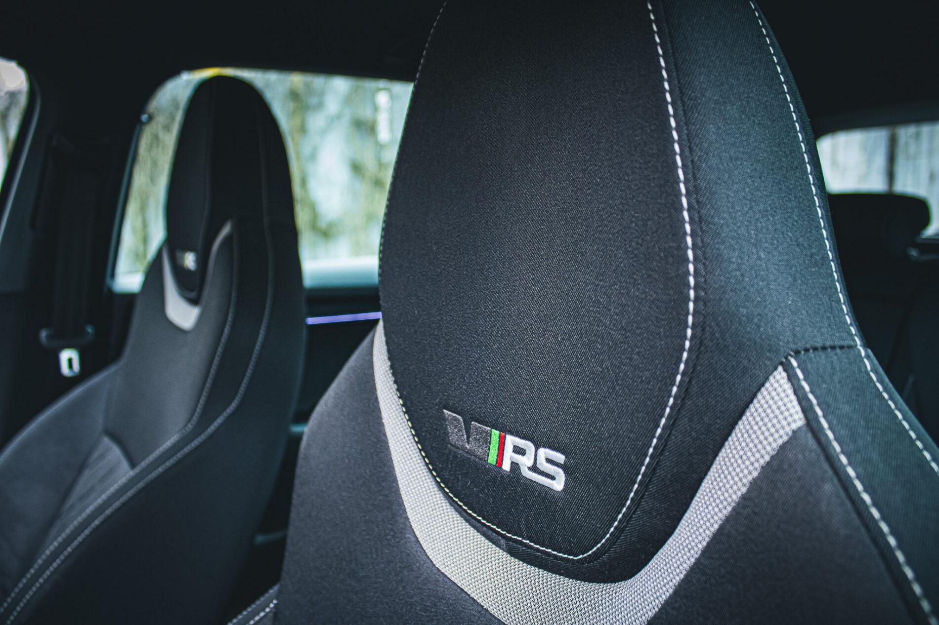 2017 Skoda Octavia RS, čierna kombi, 216 446 km