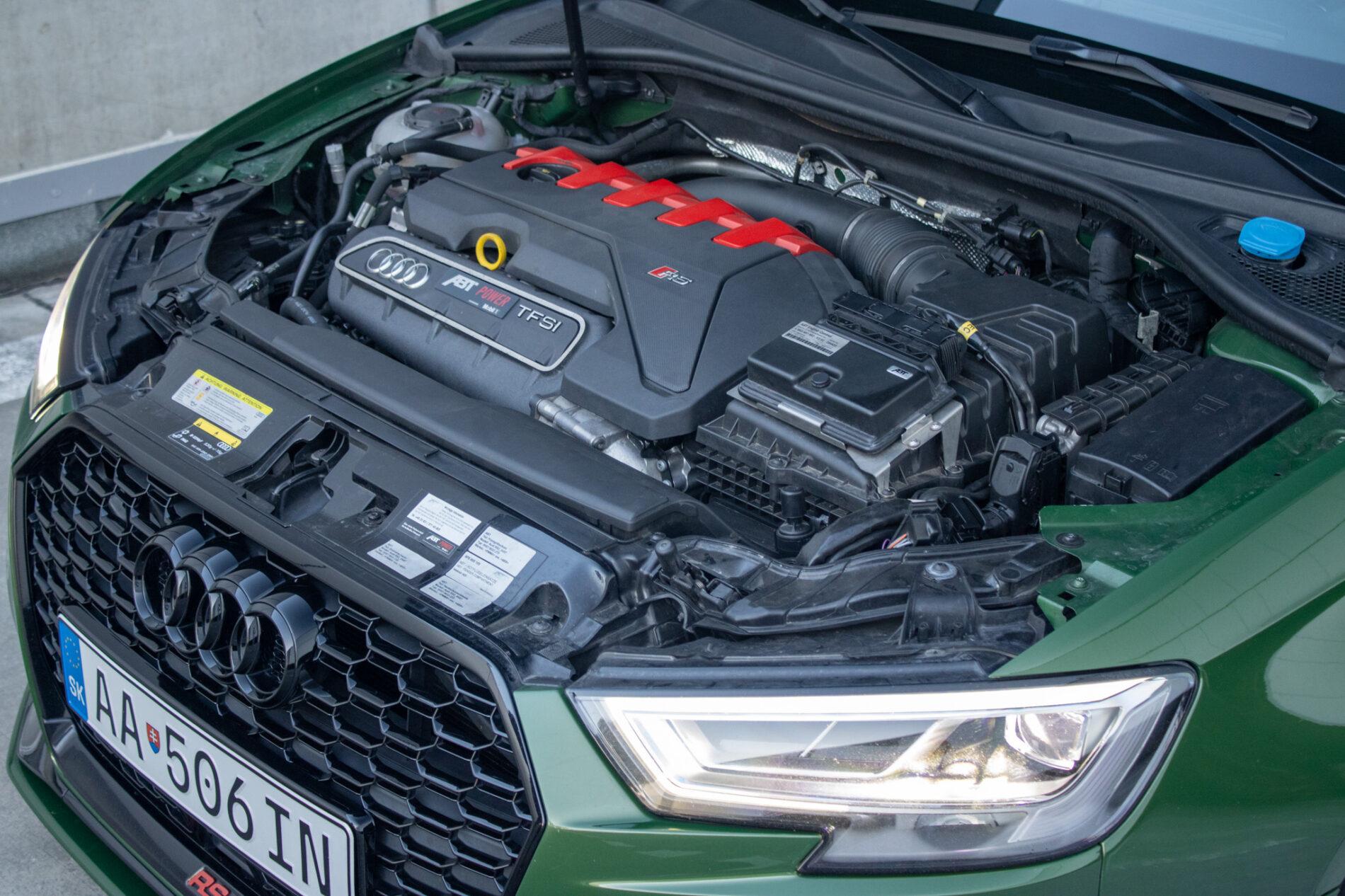 2018 AUDI RS3, zelená hatchback, 126 815 km